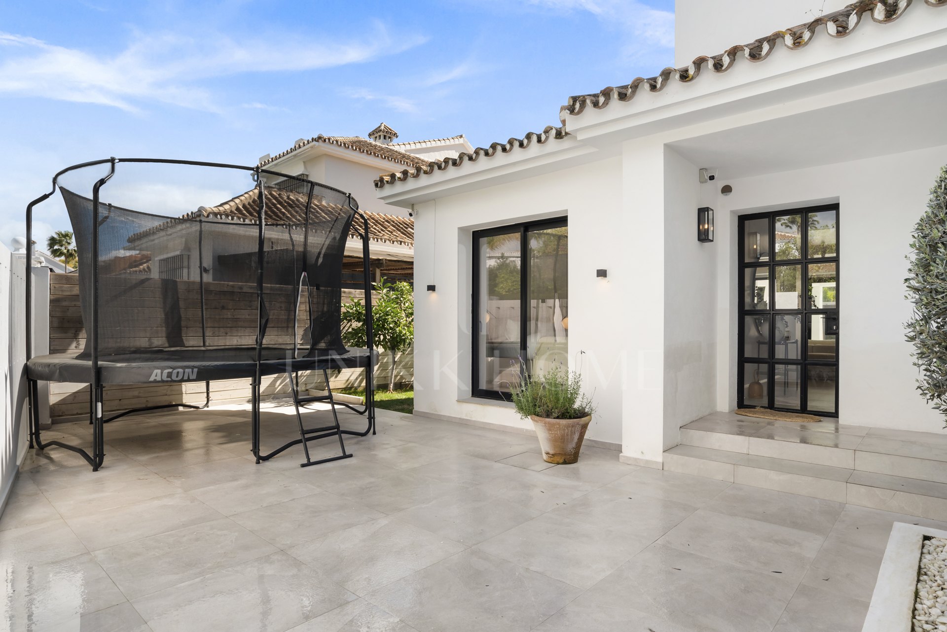 Villa moderna de lujo en Parcelas Del Golf