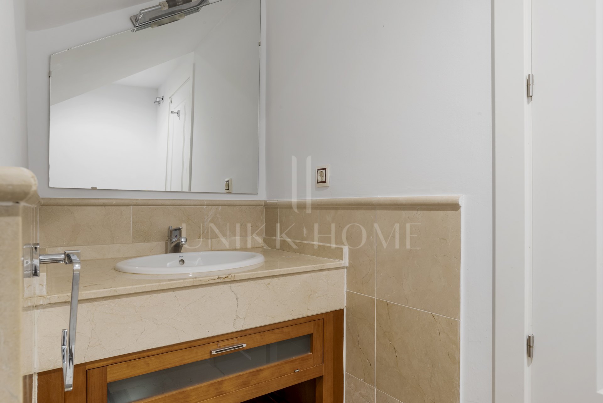 Elegante y luminoso dúplex de 4 dormitorios en Aloha Royal, Marbella