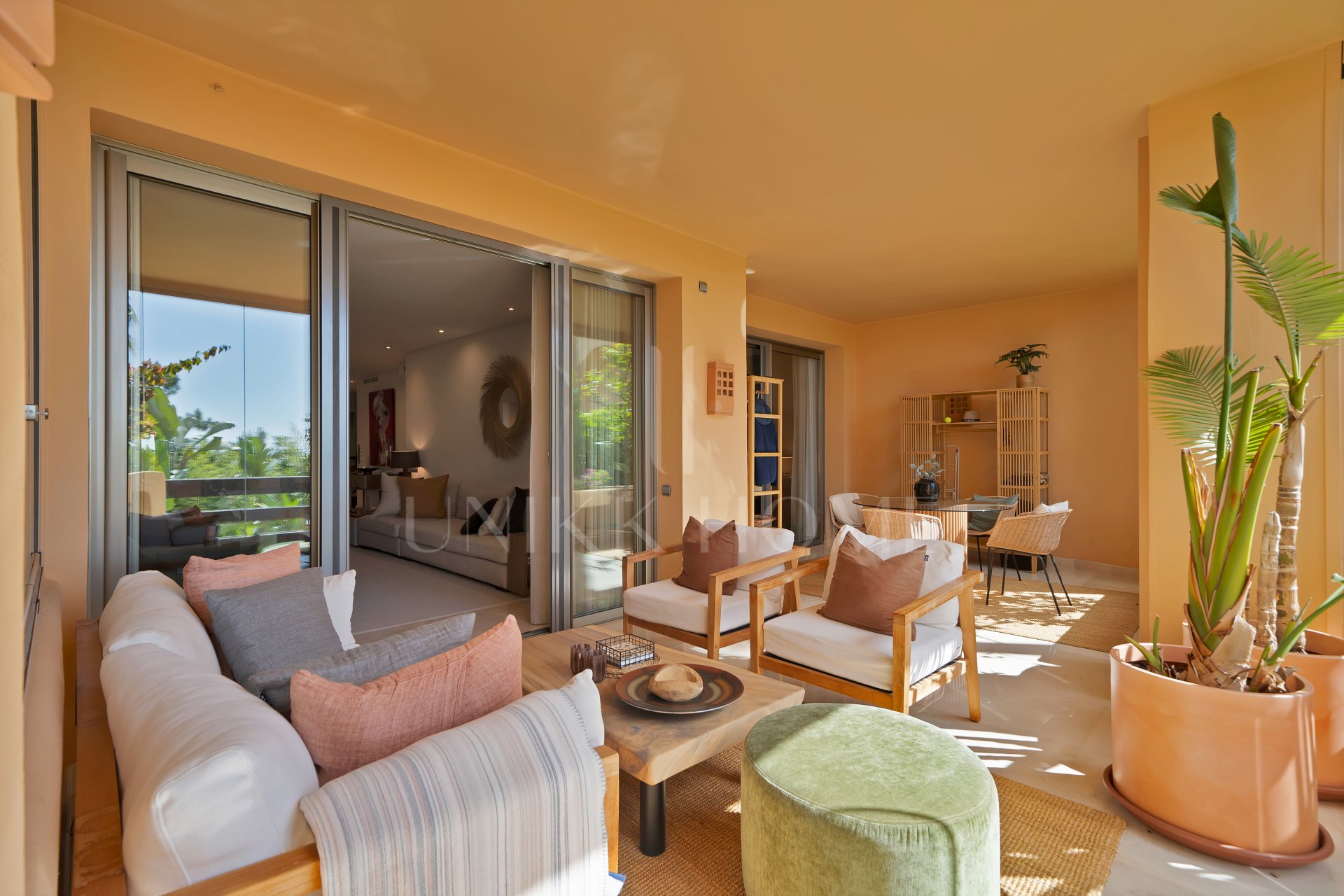 Stunning Renovated Apartment in Marbella Golden Mile