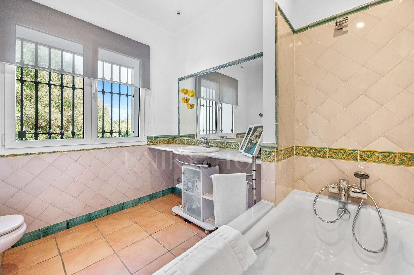 Authentic Andalusian 6-Bedroom Villa with Pool and Golf Views in Sotogrande