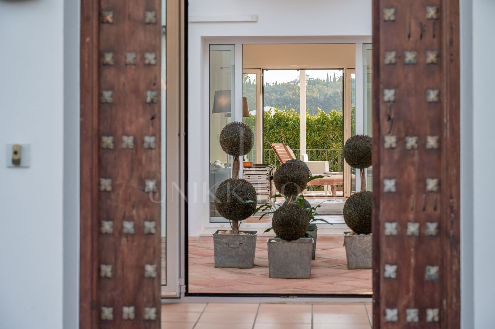 Authentic Andalusian 6-Bedroom Villa with Pool and Golf Views in Sotogrande