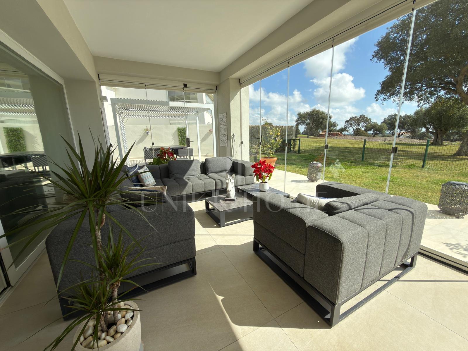 Luxury Corner Garden Apartment in Emerald Green, San Roque Club