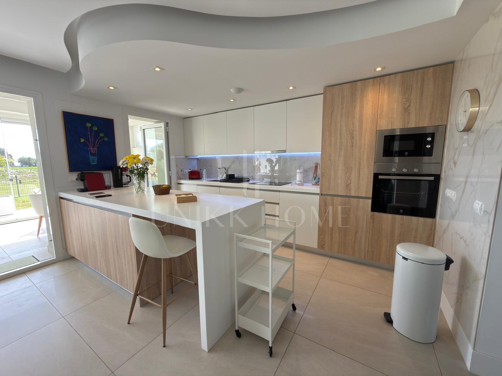 Luxury Corner Garden Apartment in Emerald Green, San Roque Club