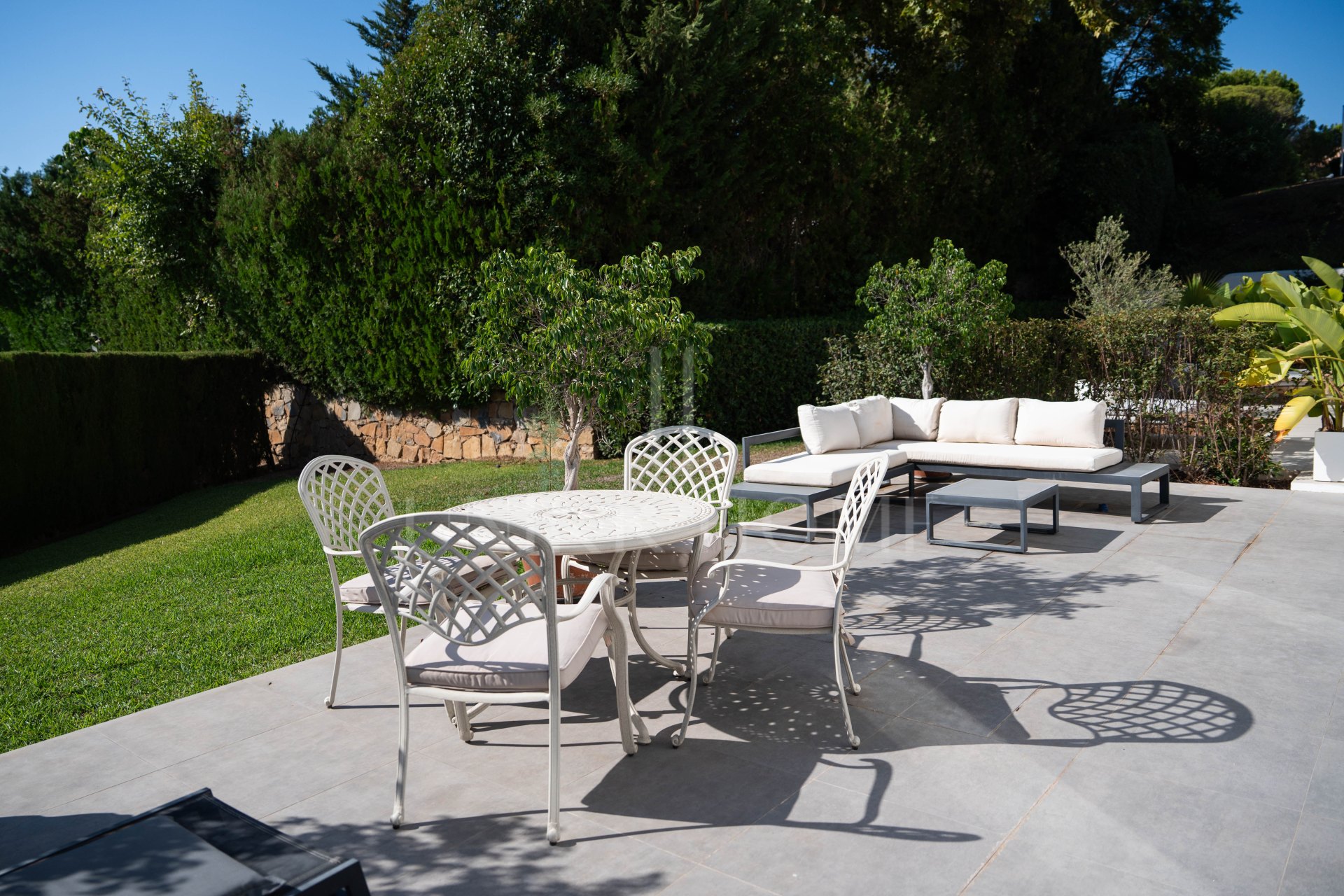 Aloha 3 - Corner Townhouse with Sea Views in an Exclusive Frontline Golf Complex, Nueva Andalucía