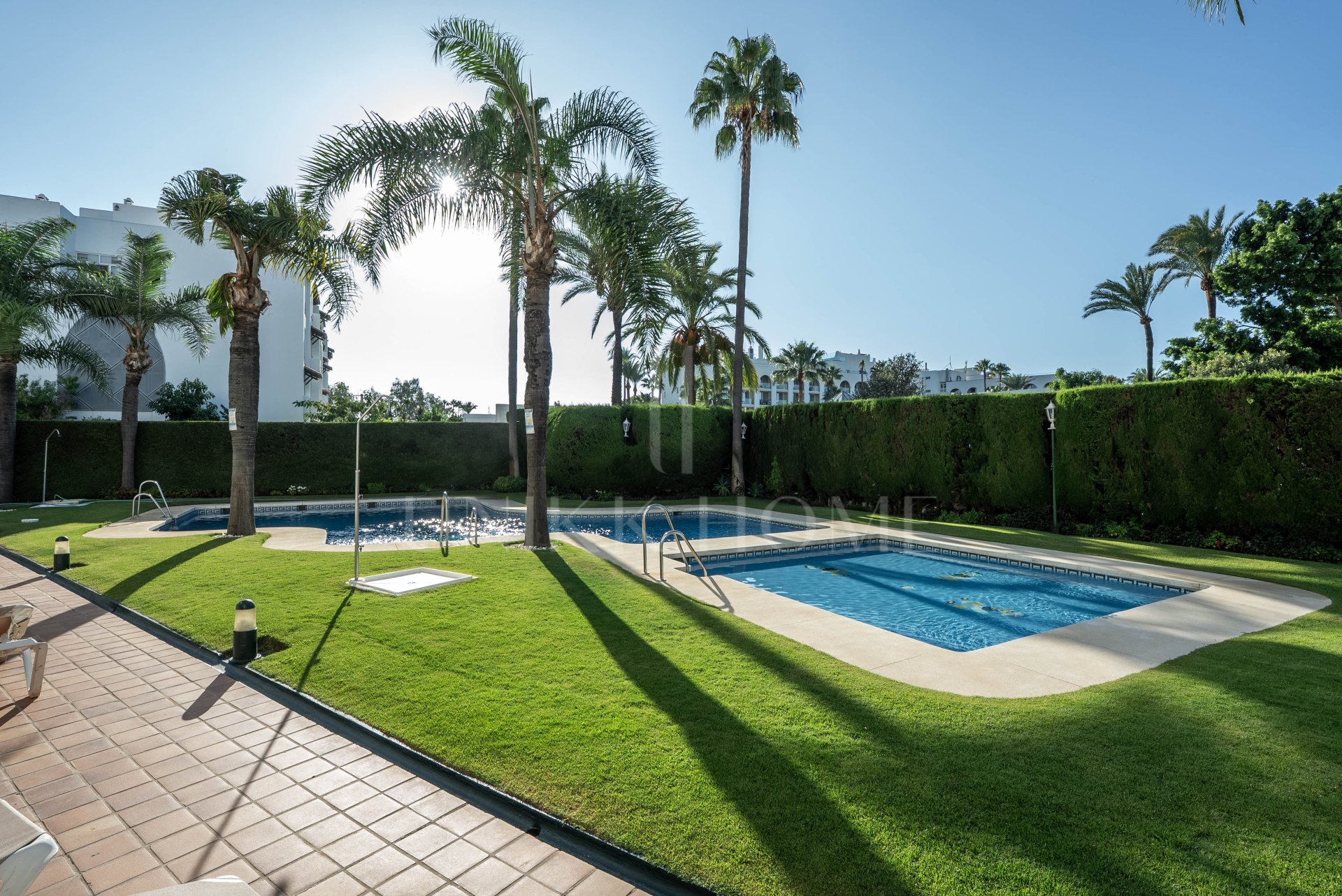 Banús 15 - Ático Dúplex en Alcazaba Gardens, Puerto Banús