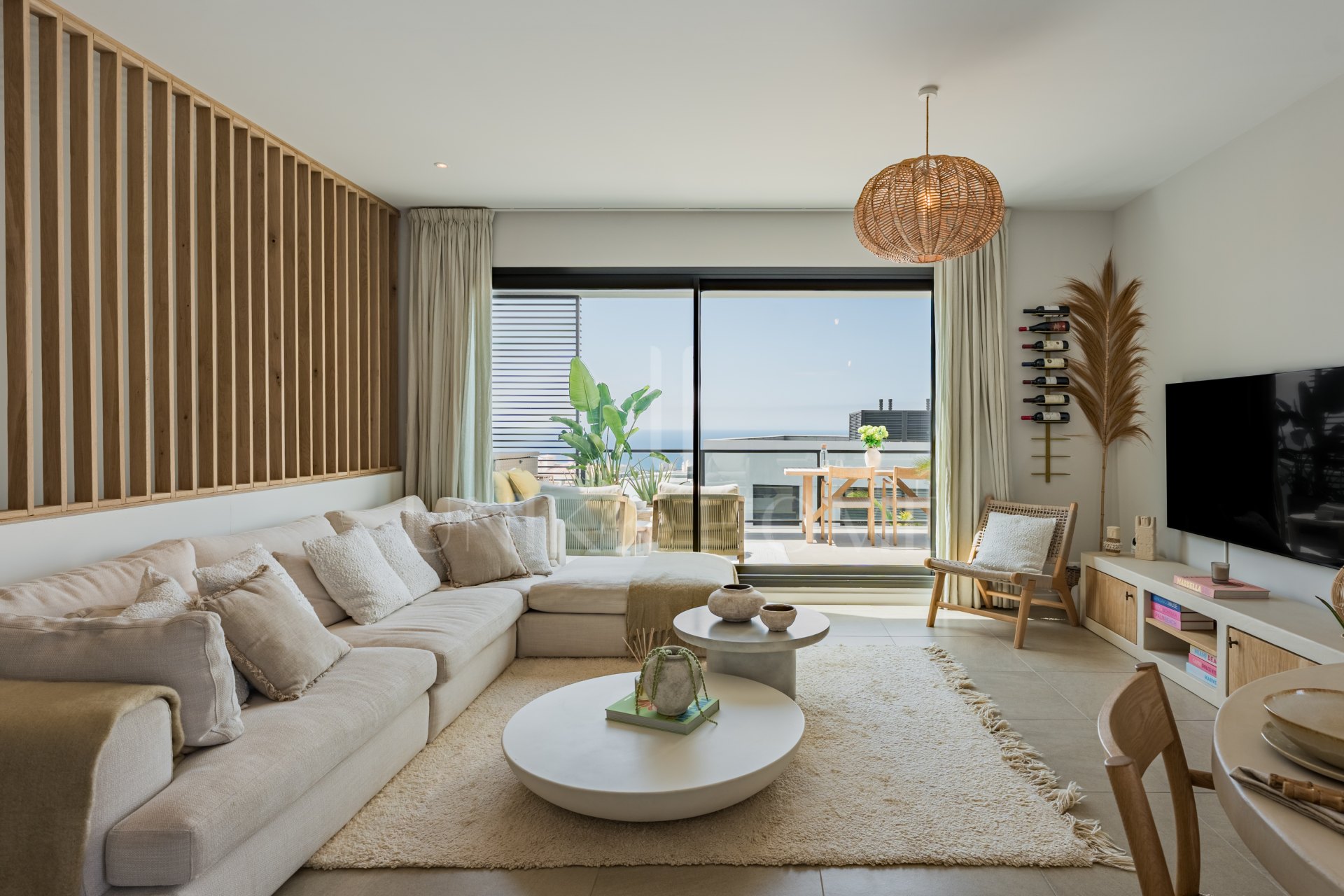 Semi detached villa with Sea views in Riviera Del Sol