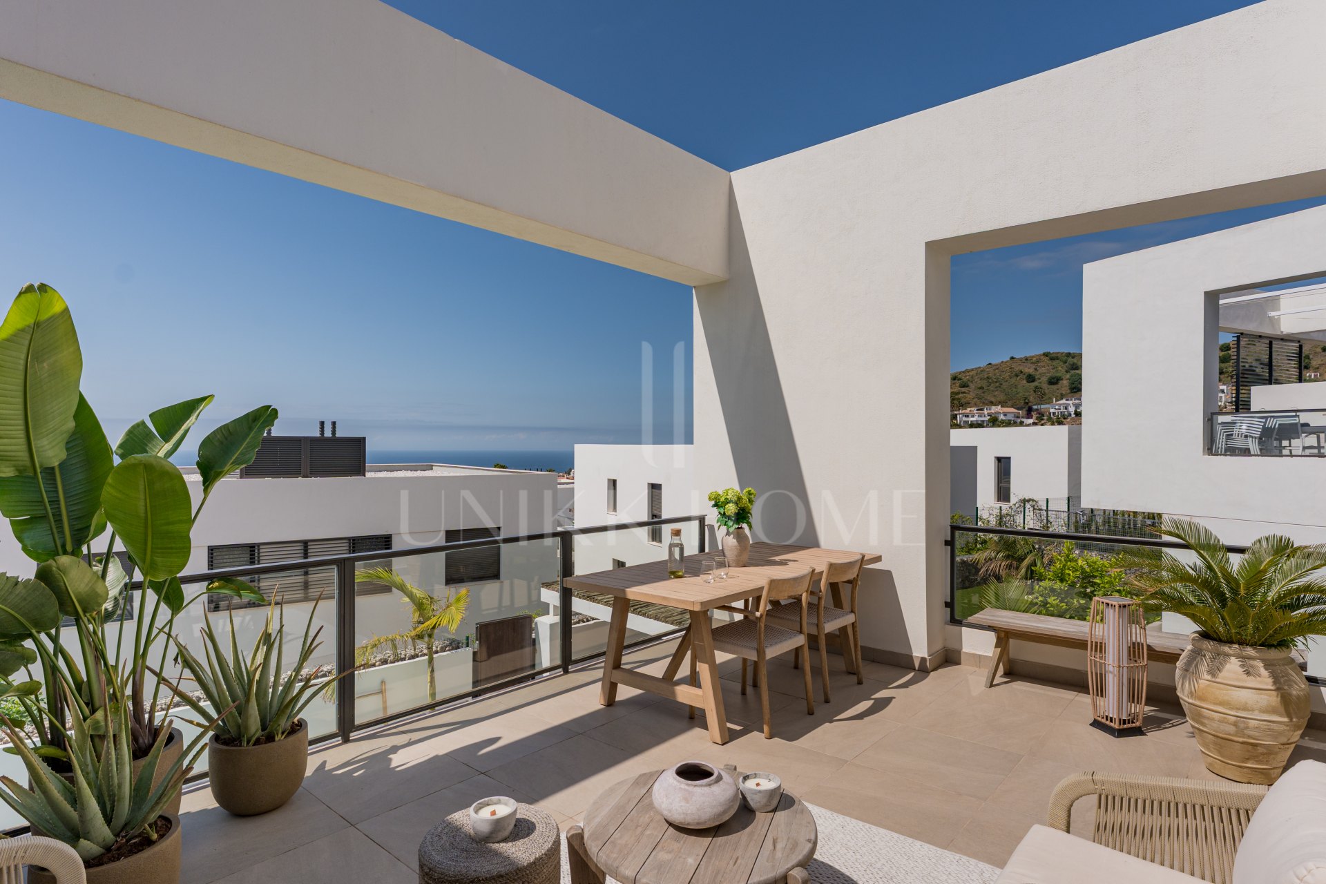 Semi detached villa with Sea views in Riviera Del Sol