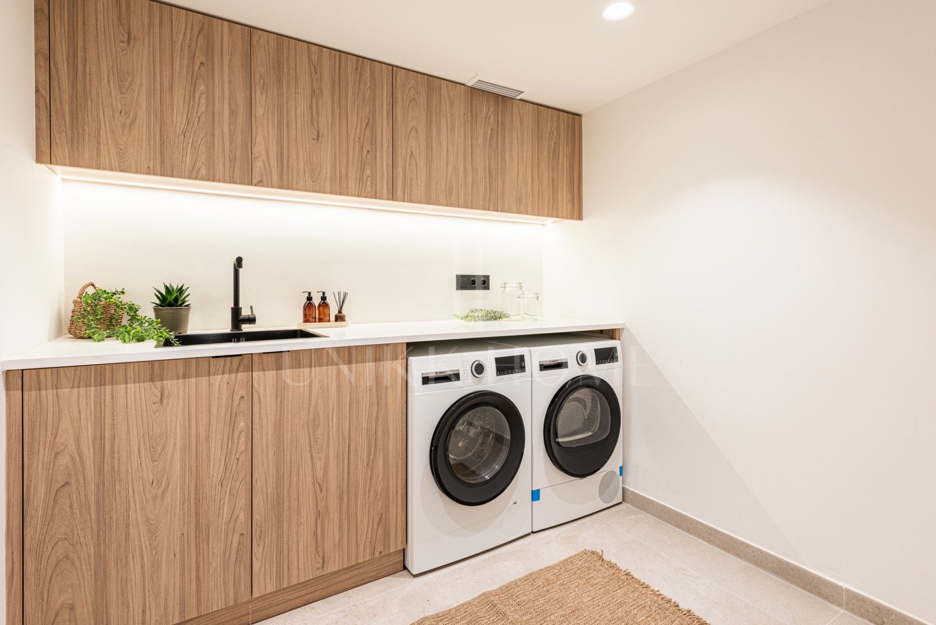 Top-renovated villa hidden inside a gated community in Nueva Andalucía.