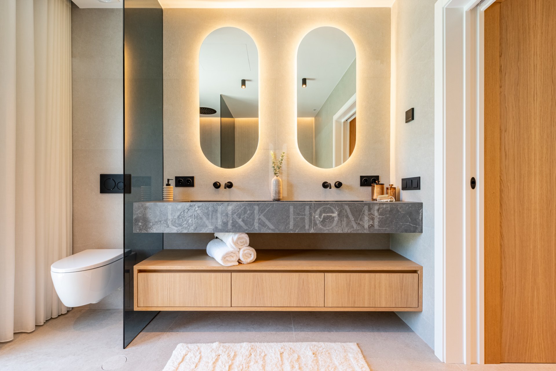 Top-renovated villa hidden inside a gated community in Nueva Andalucía.