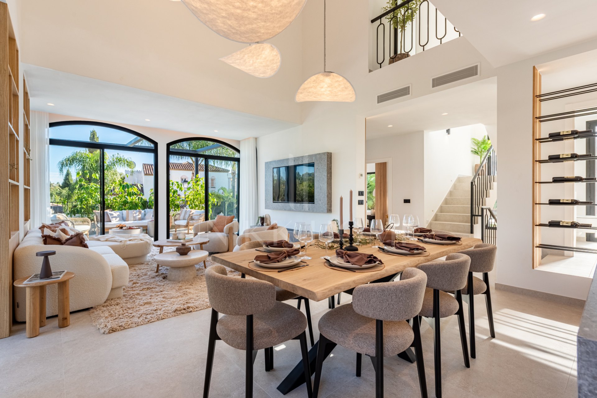 Top-renovated villa hidden inside a gated community in Nueva Andalucía.