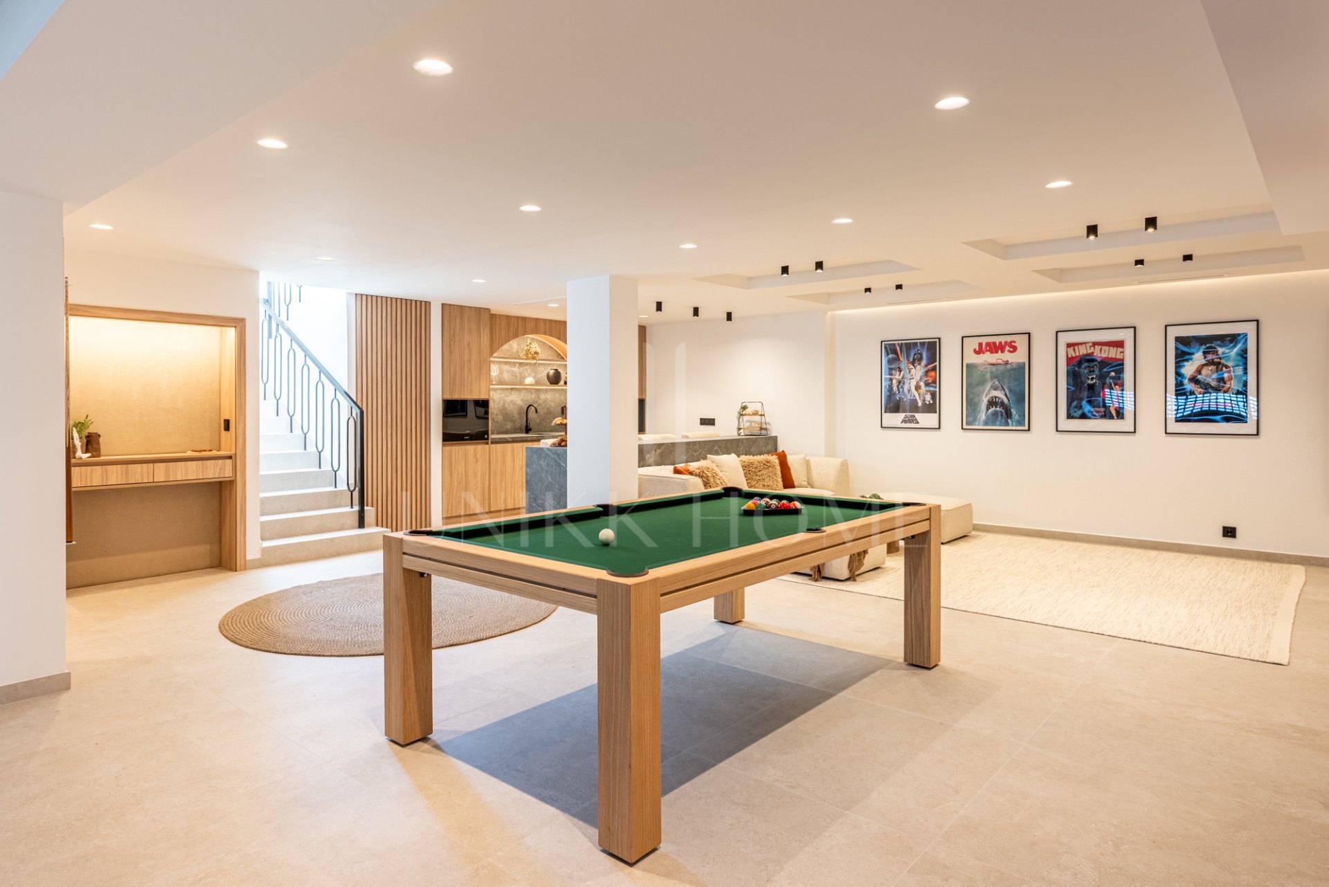 Top-renovated villa hidden inside a gated community in Nueva Andalucía.