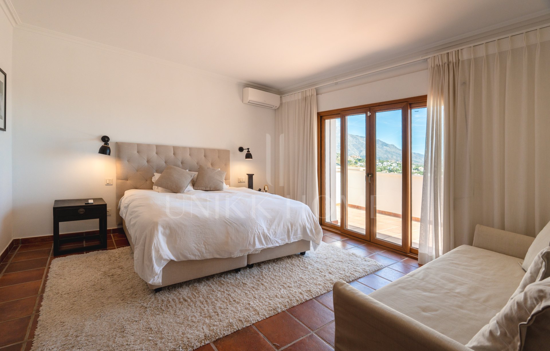 Charming Andalusian Villa with Mountain and Mediterranean Views