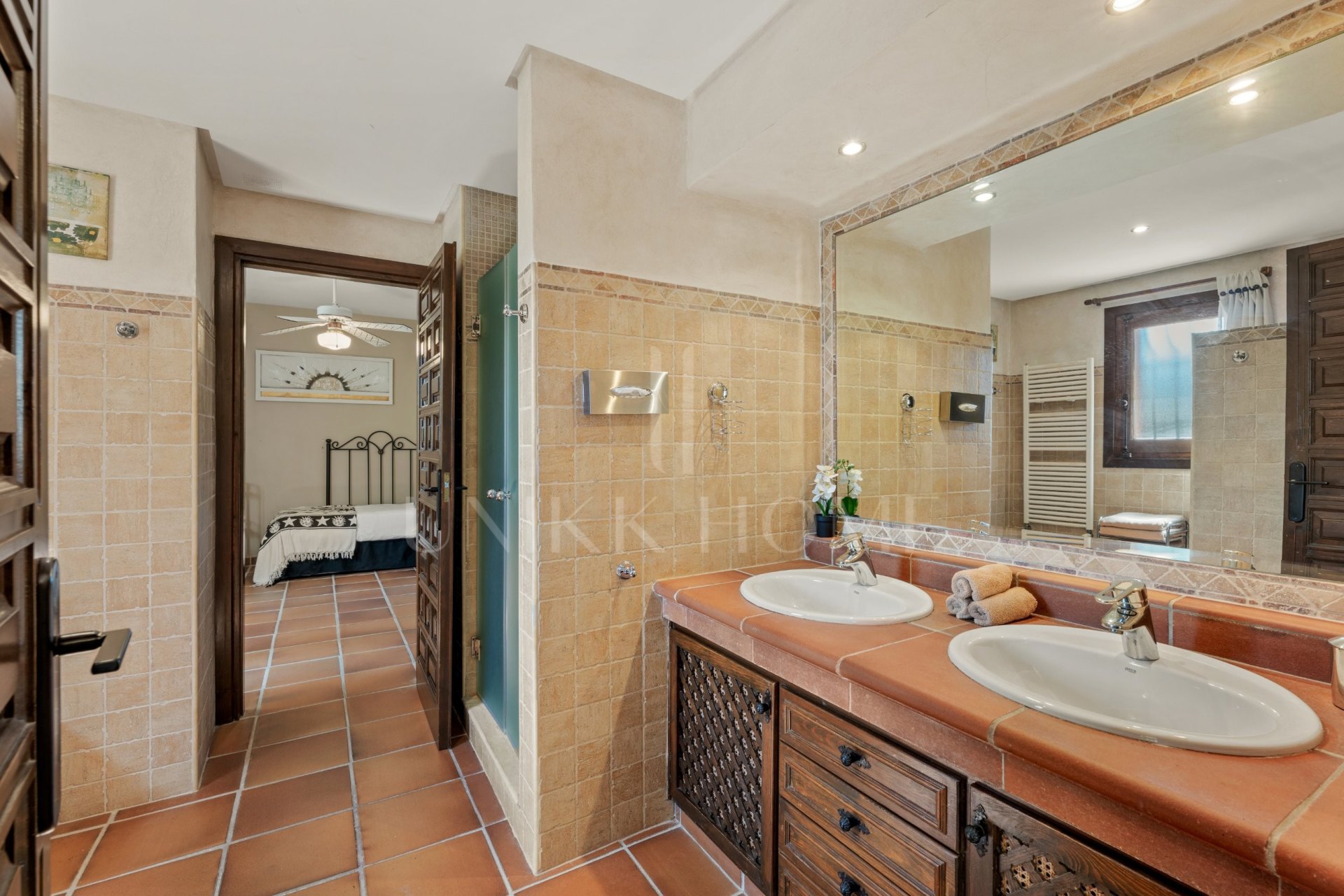 Prime Beachside Location in Los Monteros - Timeless Andalusian Charm