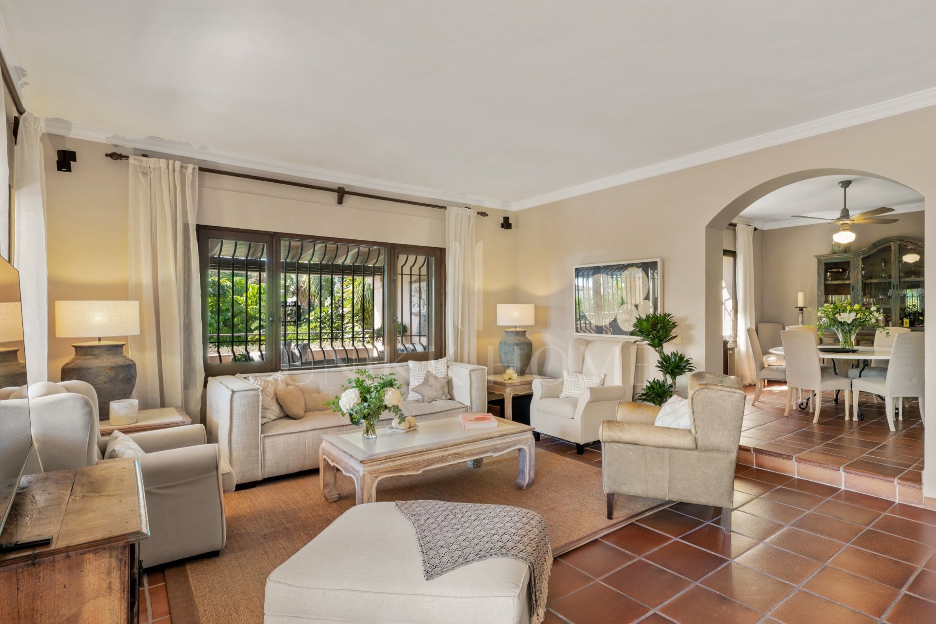 Prime Beachside Location in Los Monteros - Timeless Andalusian Charm