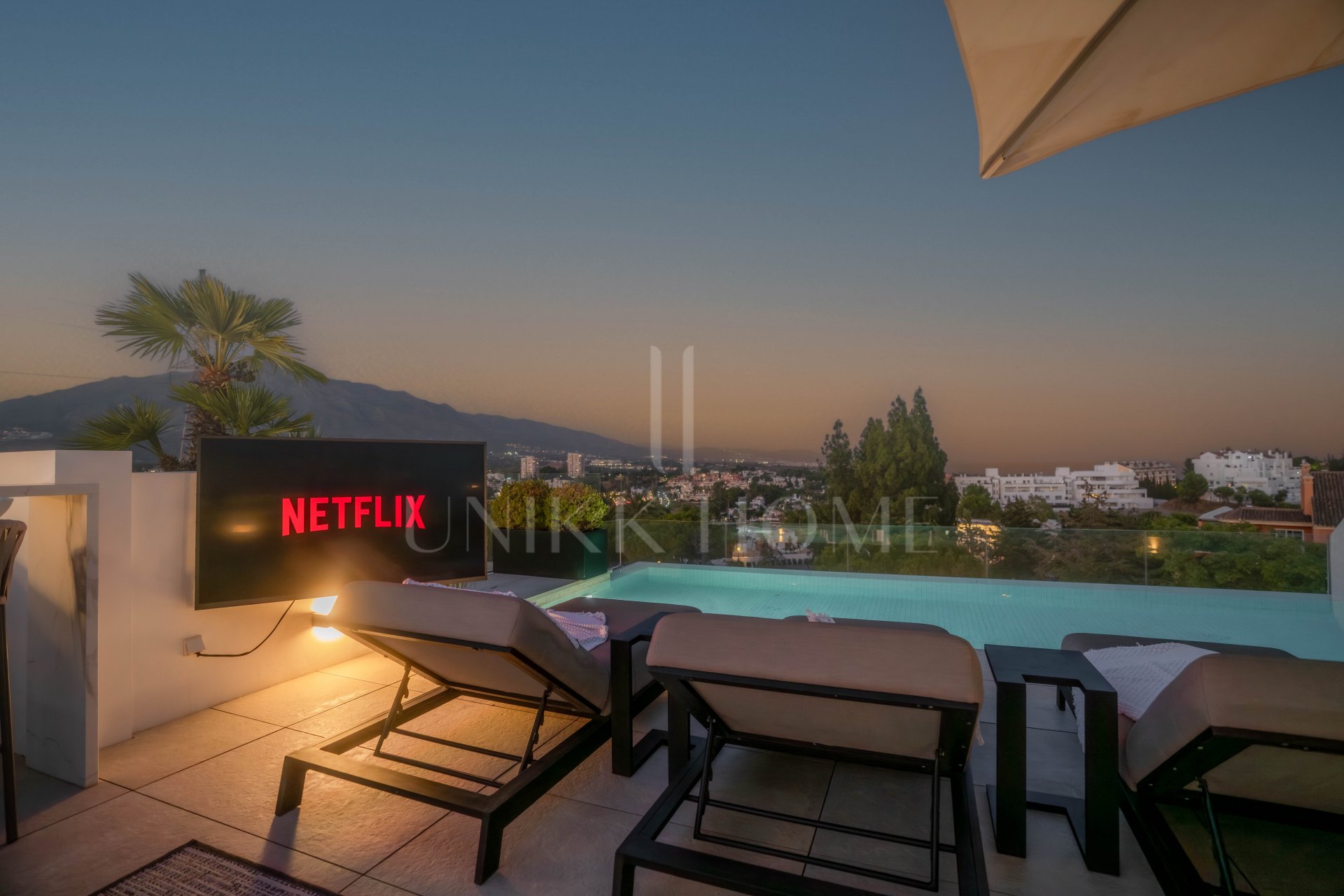 Villa contemporánea en Nueva Andalucía