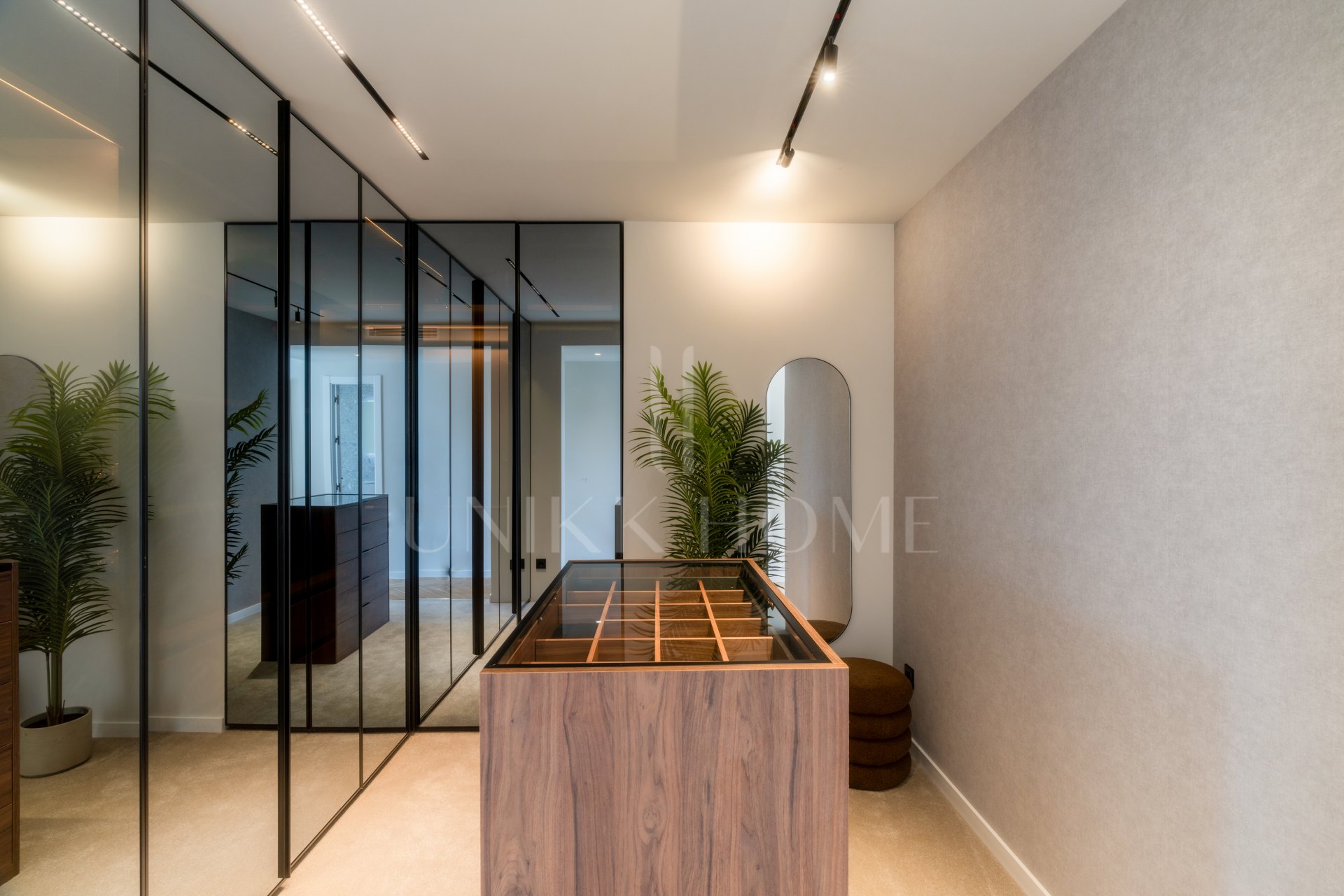 Renovated 4-Bedroom Townhouse in Nueva Andalucia