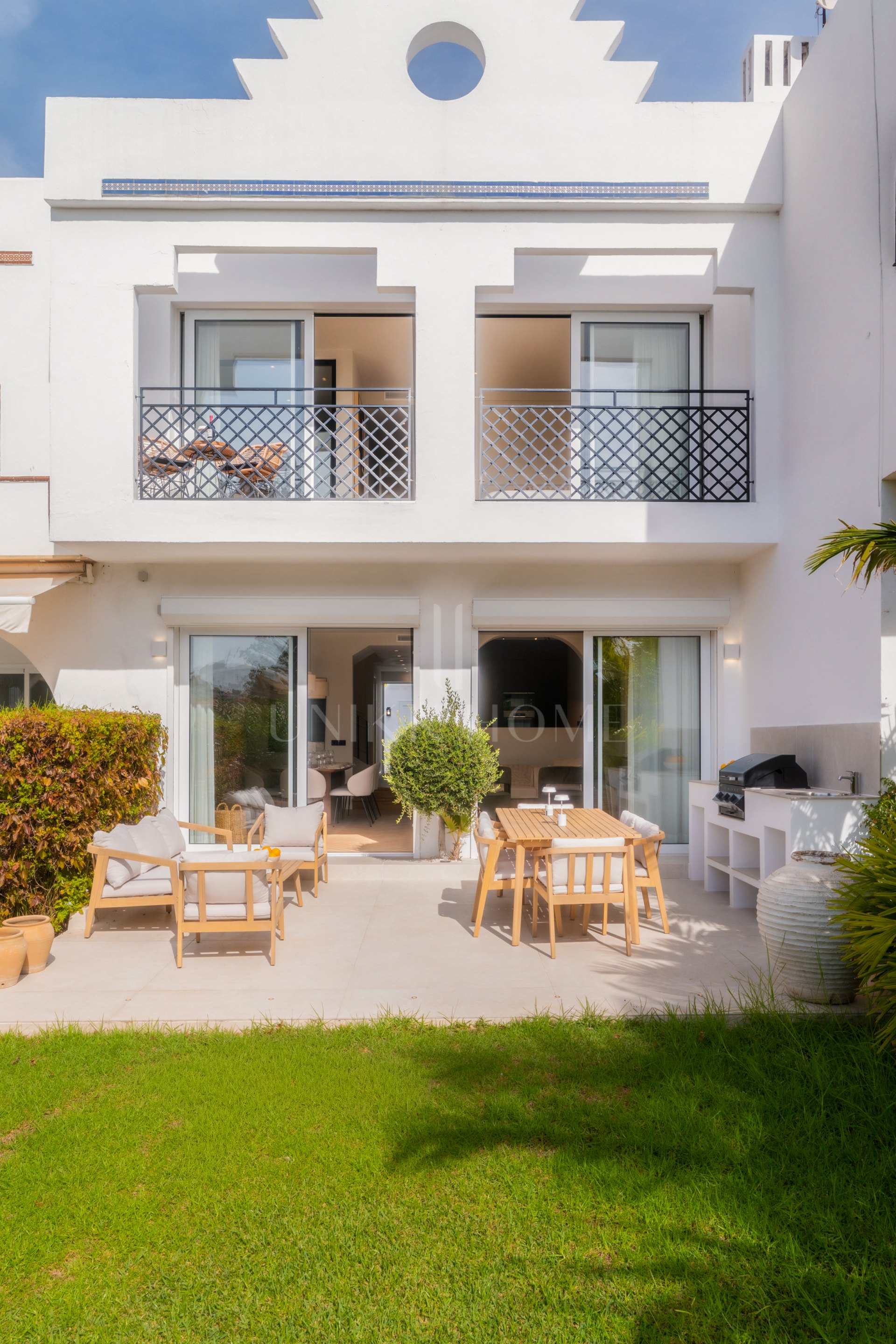 Renovated 4-Bedroom Townhouse in Nueva Andalucia