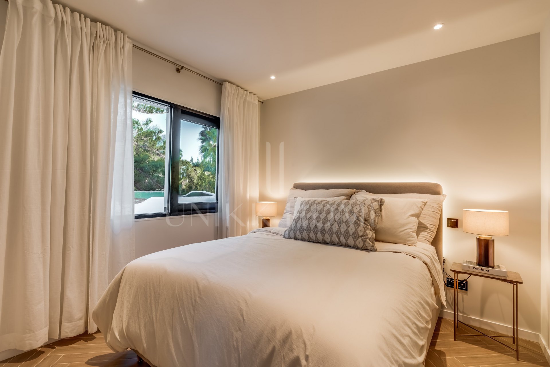 Renovated 4-Bedroom Townhouse in Nueva Andalucia