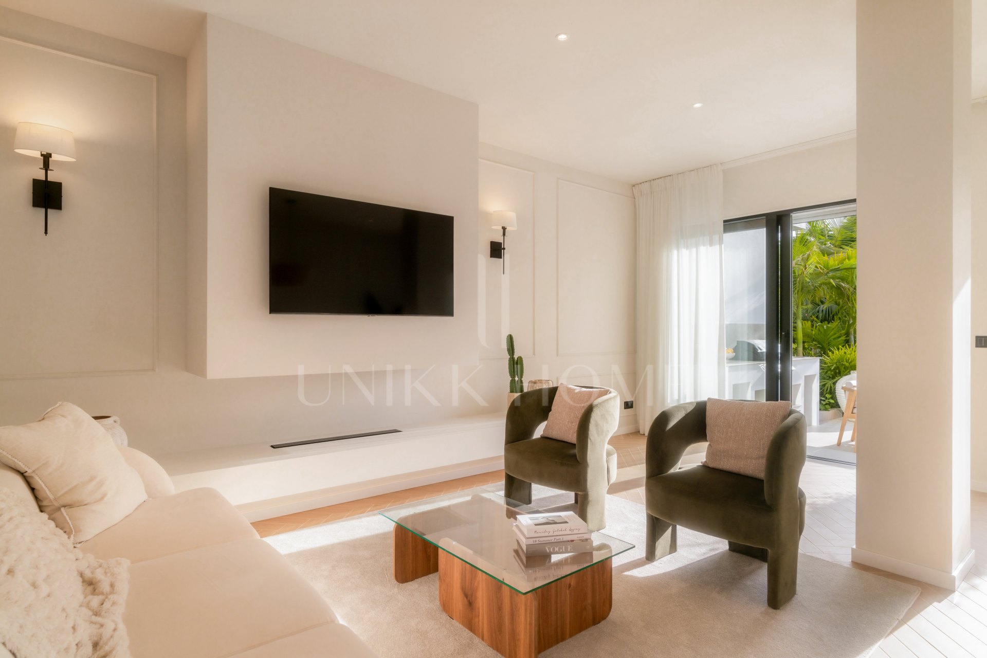 Renovated 4-Bedroom Townhouse in Nueva Andalucia