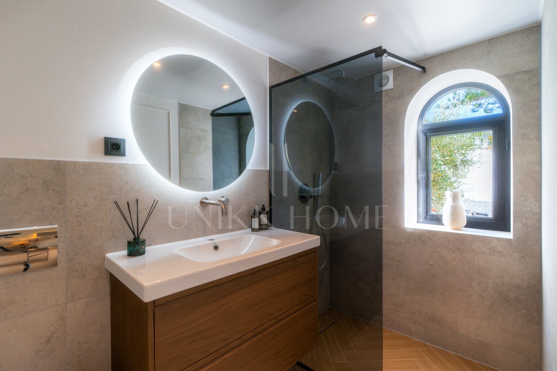 Renovated 4-Bedroom Townhouse in Nueva Andalucia