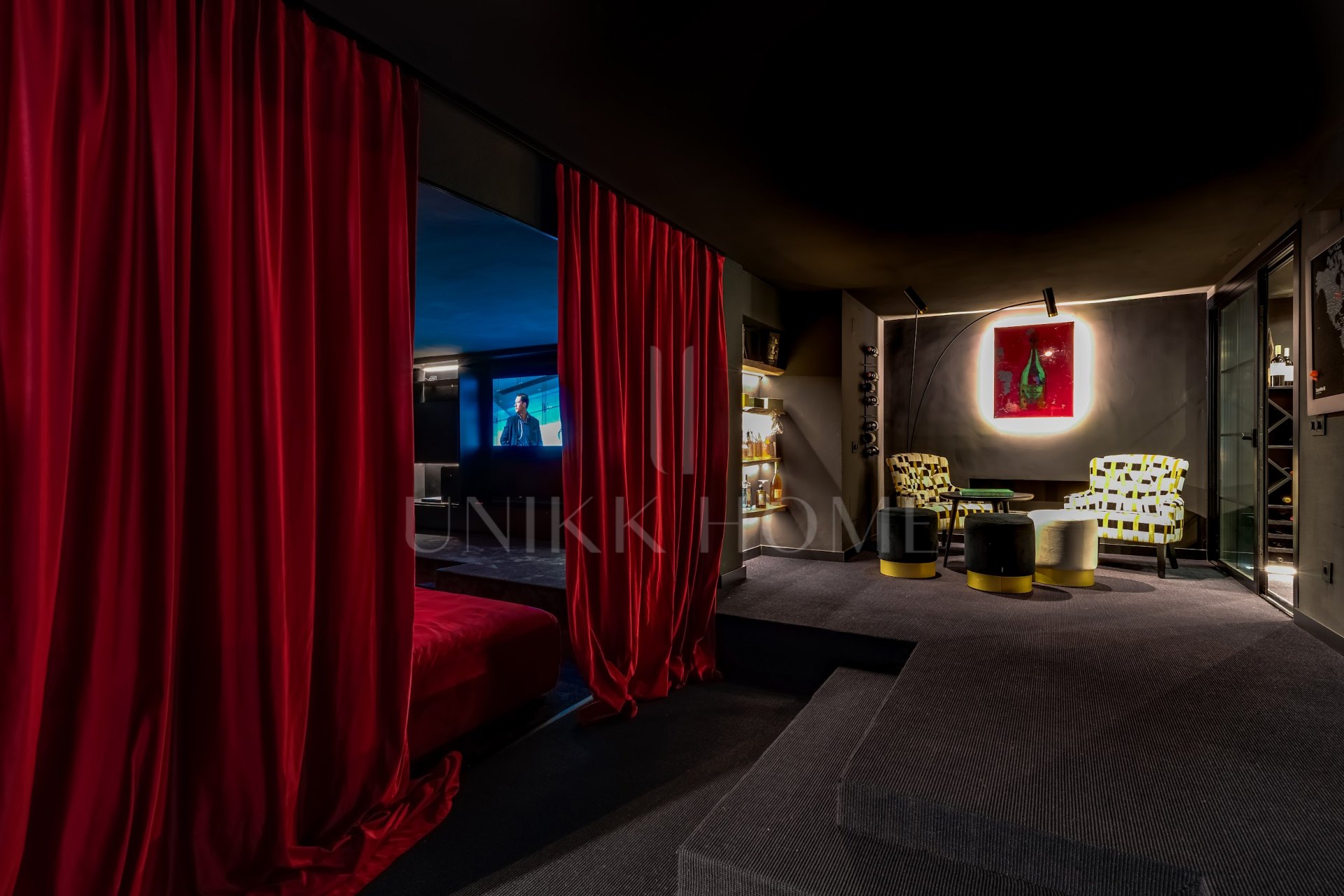 Luxury villa close to amenities