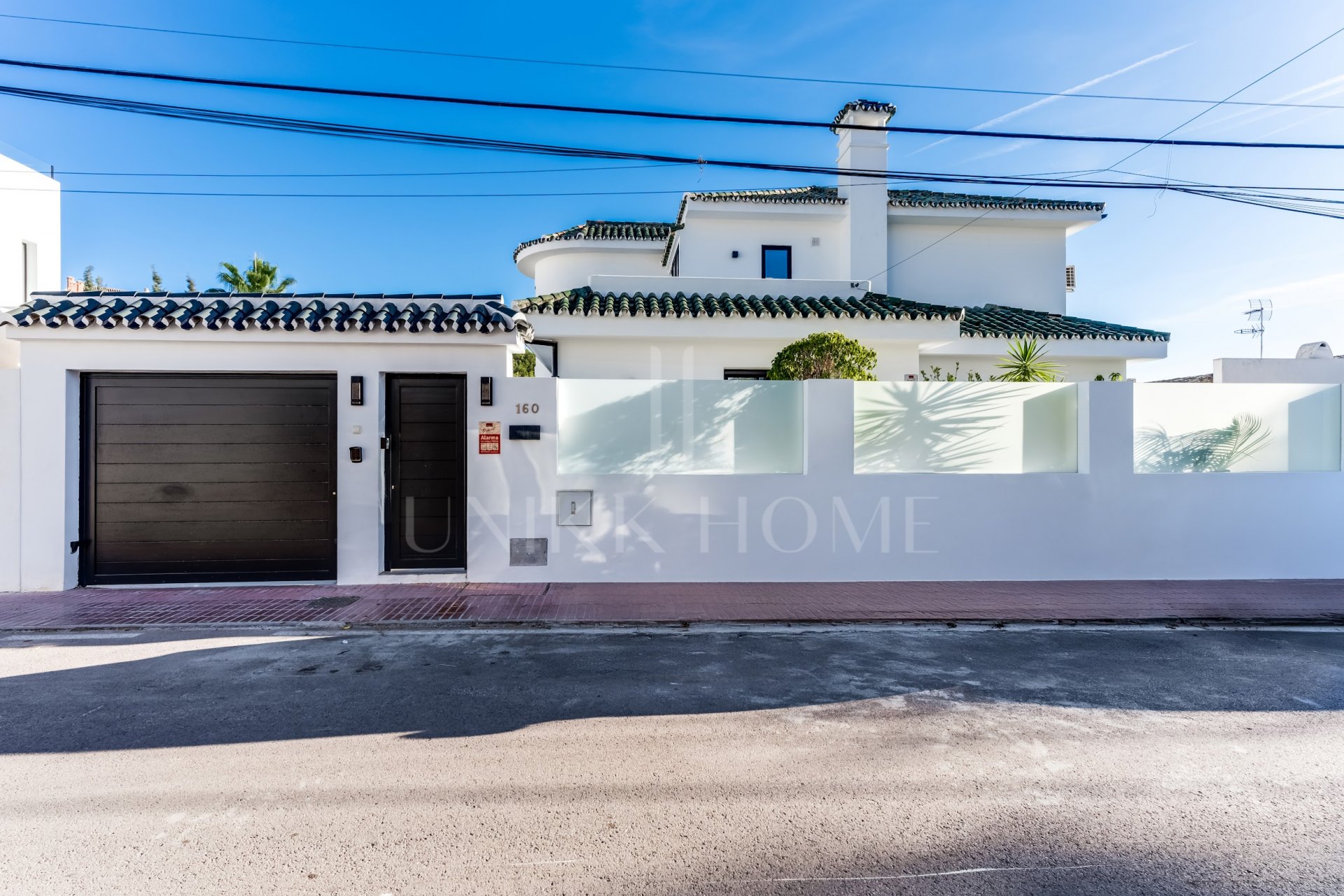 Luxury villa close to amenities