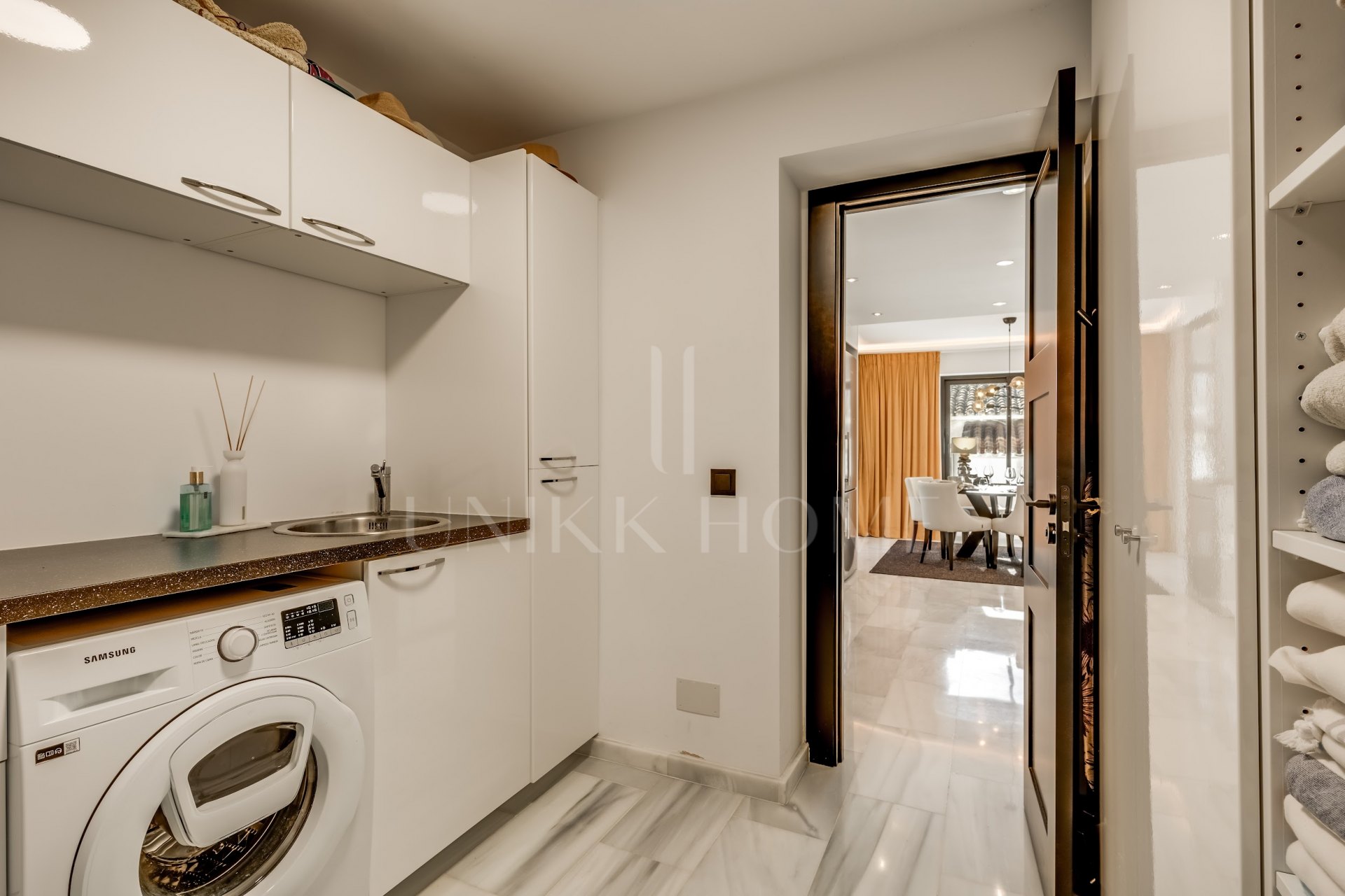 Luxury villa close to amenities