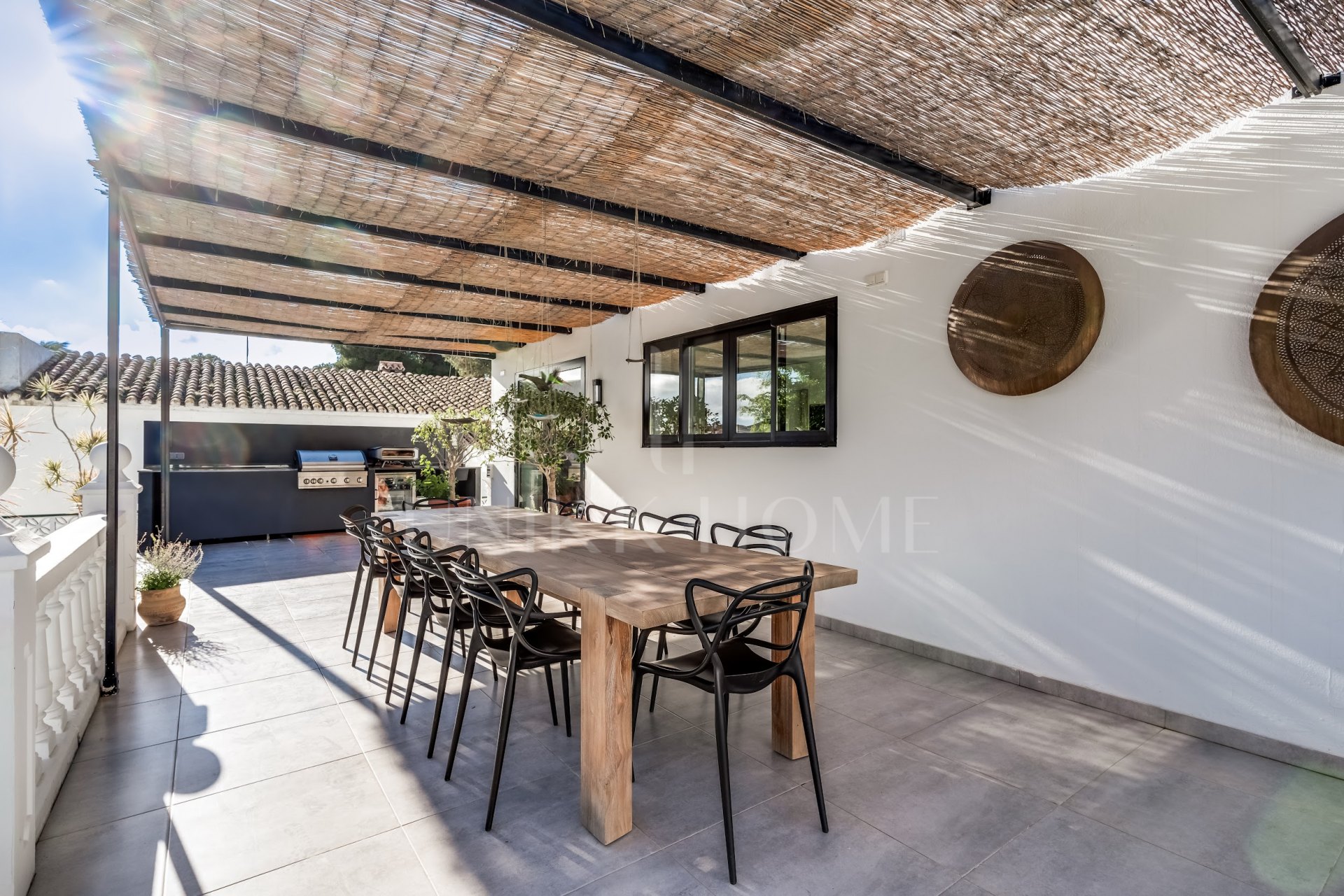 Luxury villa close to amenities