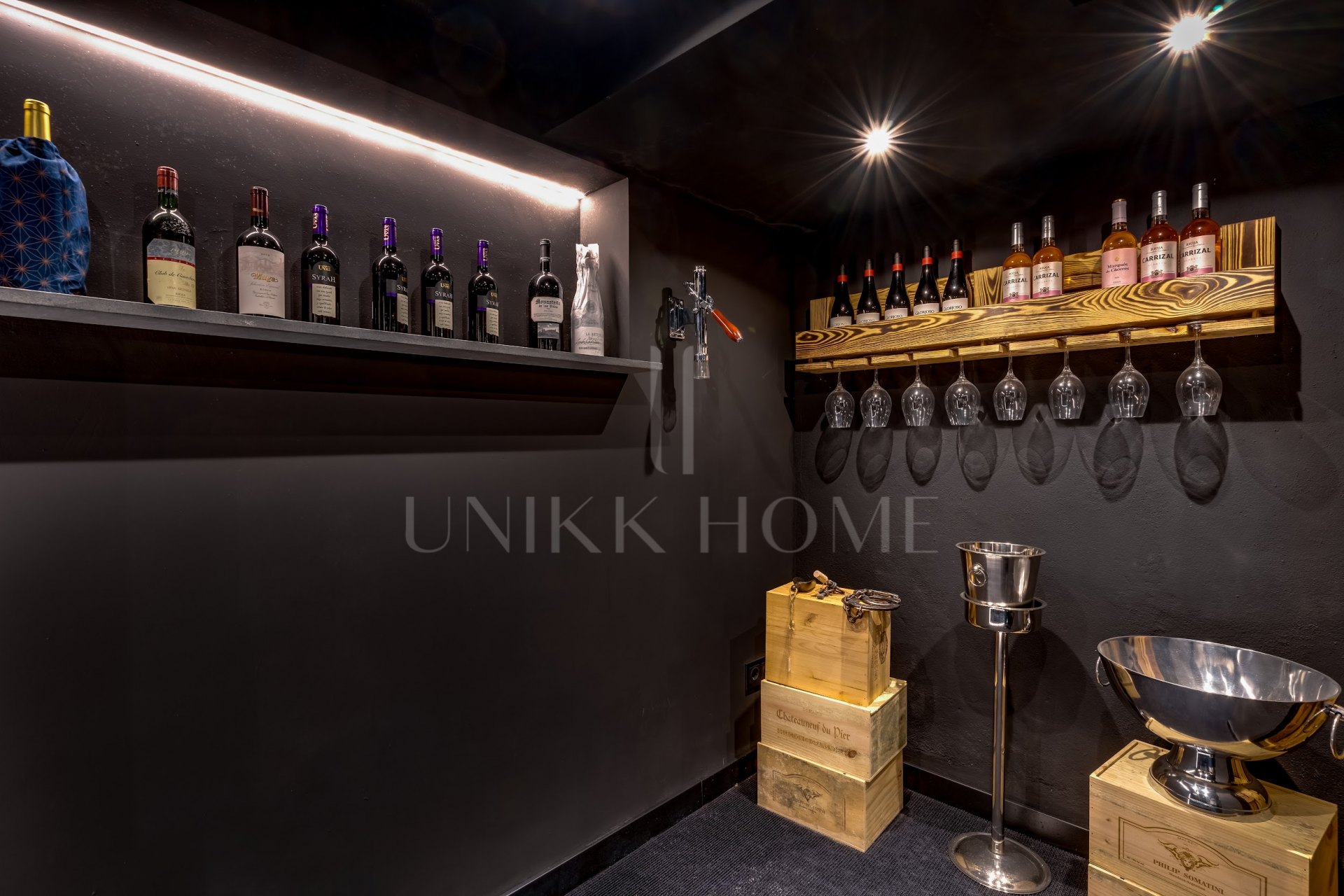 Luxury villa close to amenities