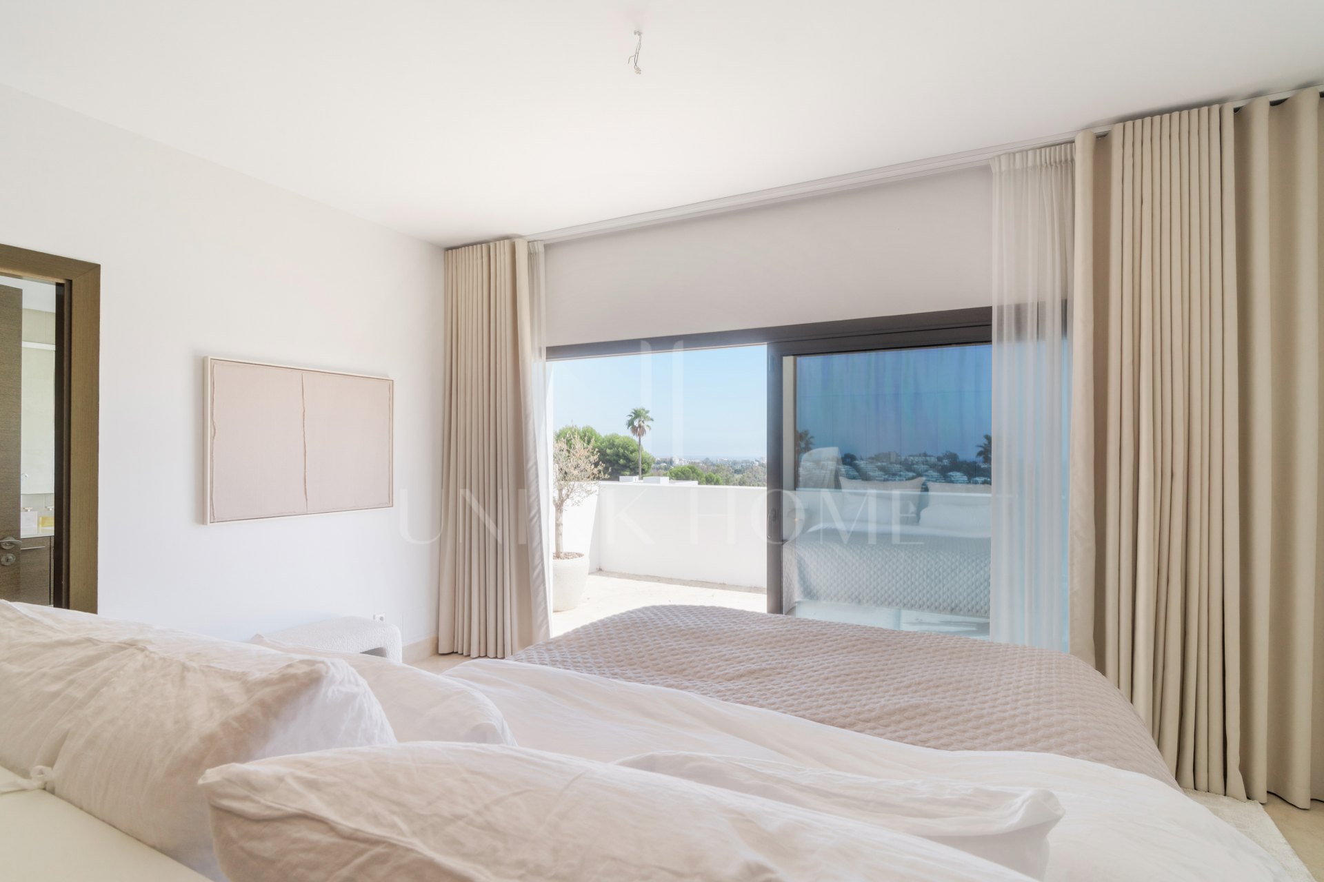 Modern Villa with Breathtaking Views