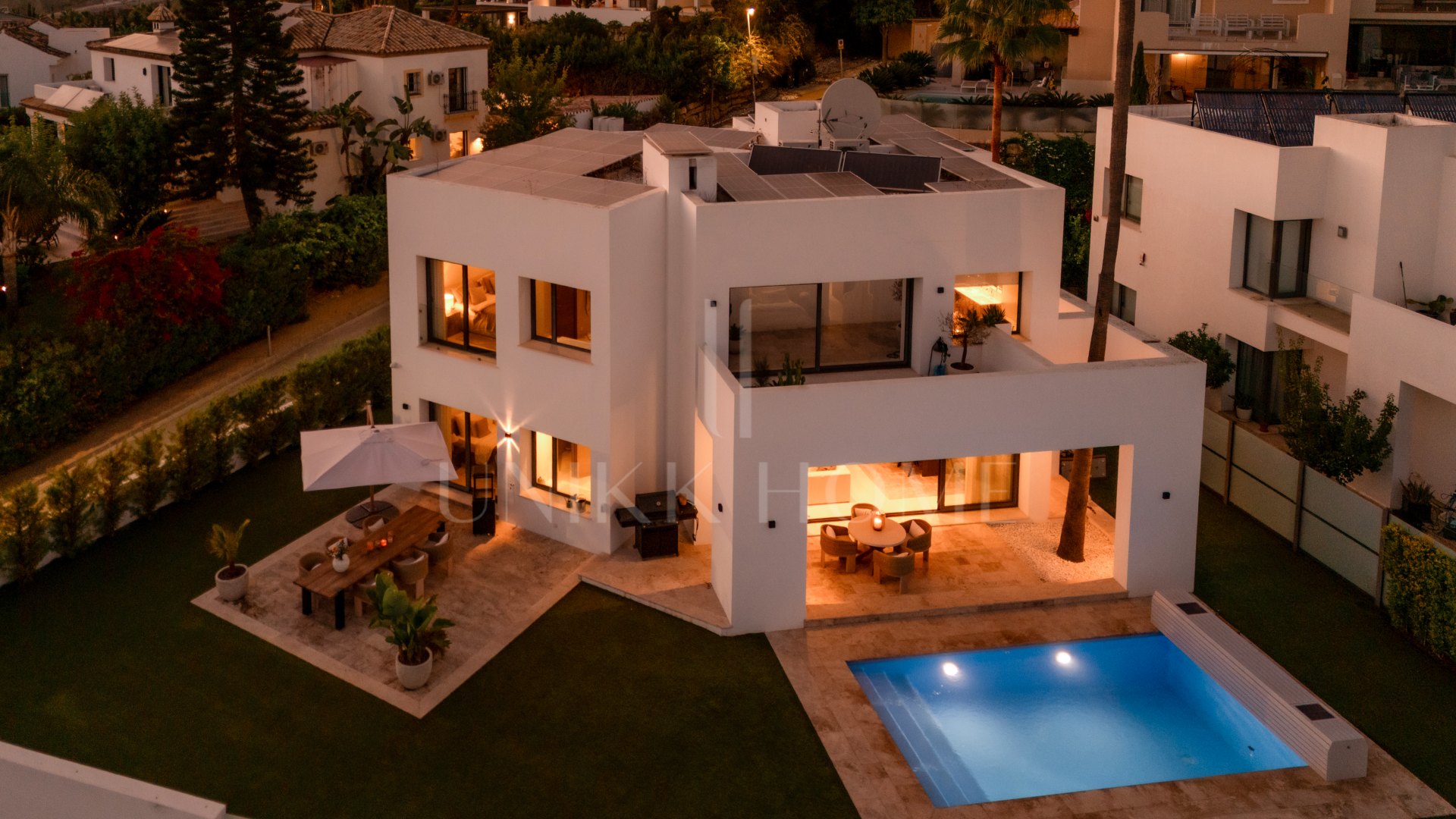 Modern Villa with Breathtaking Views