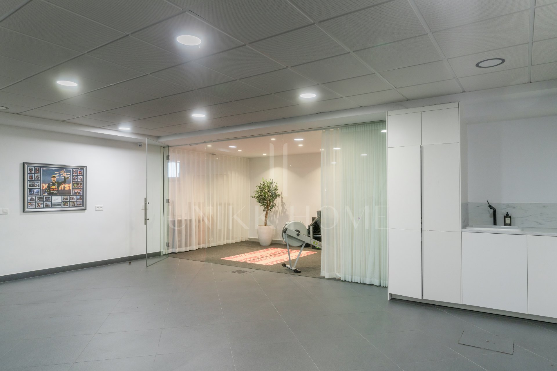 Modern Villa with Breathtaking Views