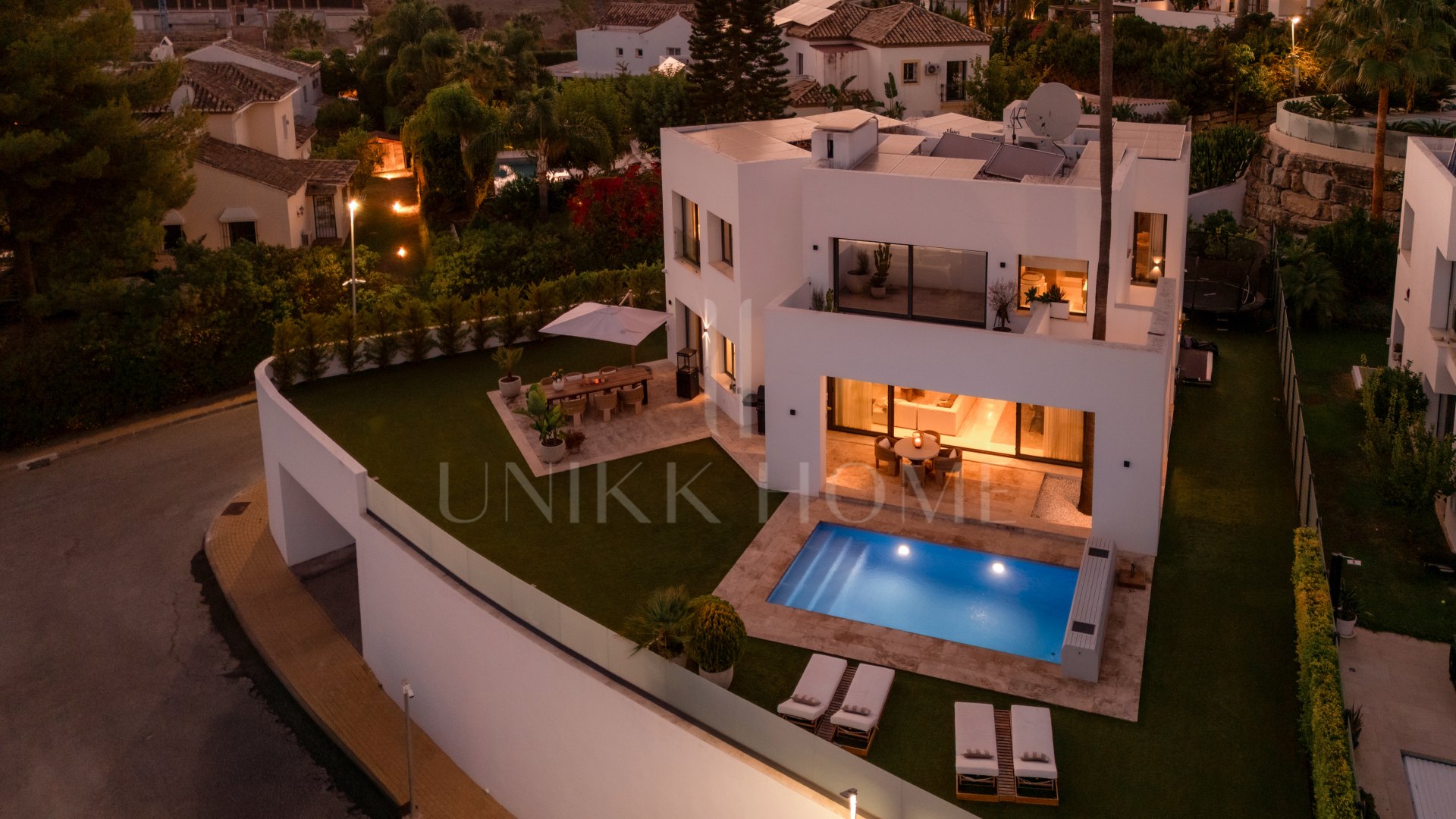 Modern Villa with Breathtaking Views