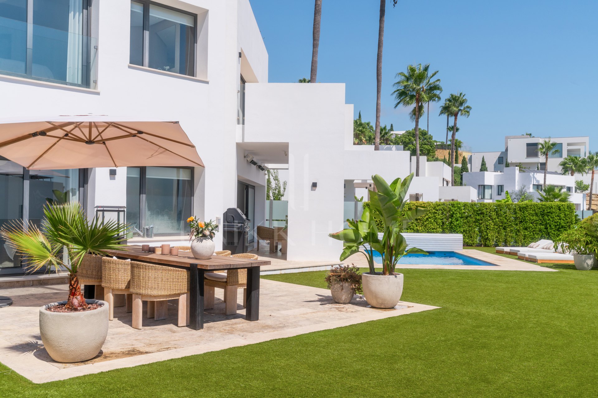 Modern Villa with Breathtaking Views