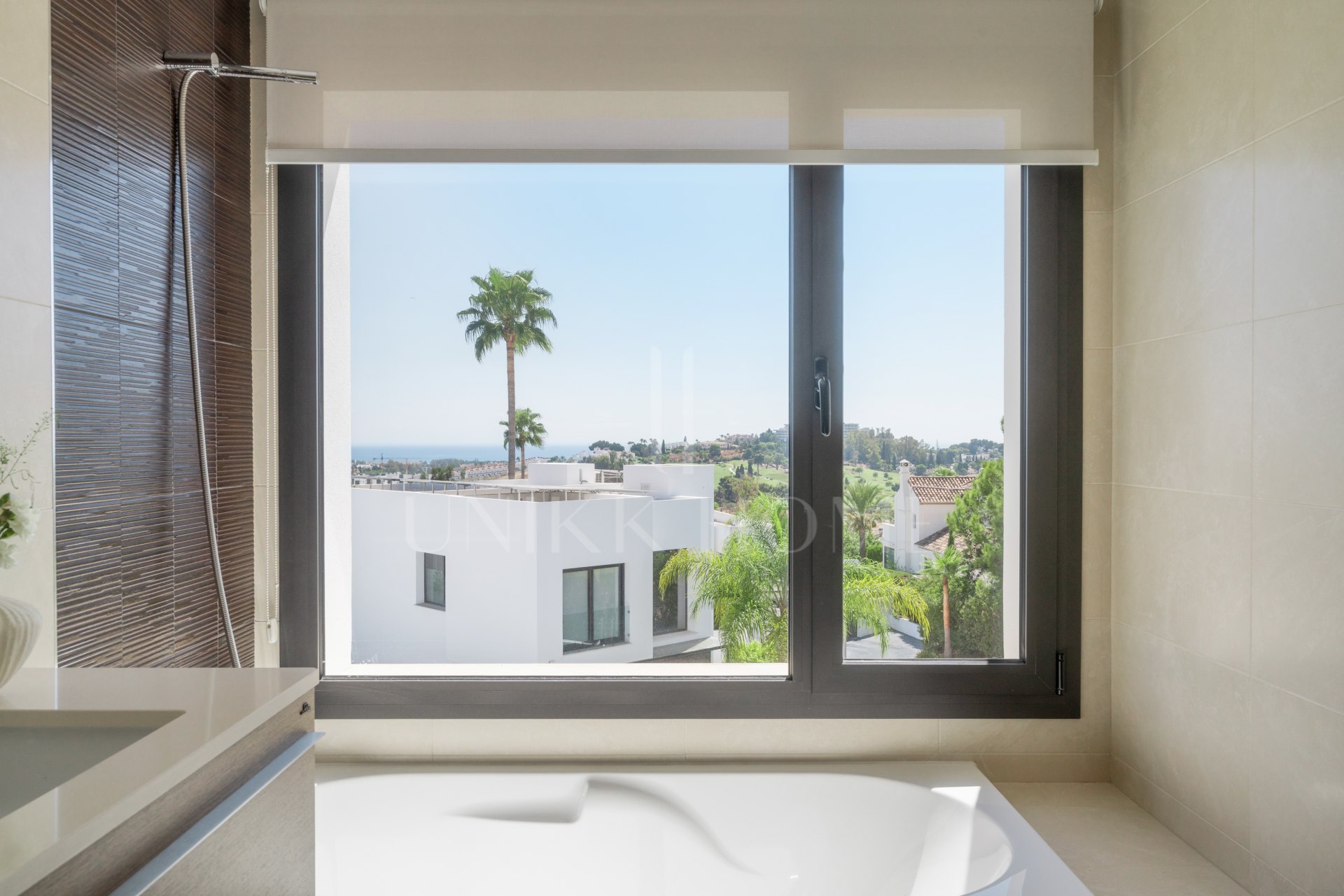 Modern Villa with Breathtaking Views