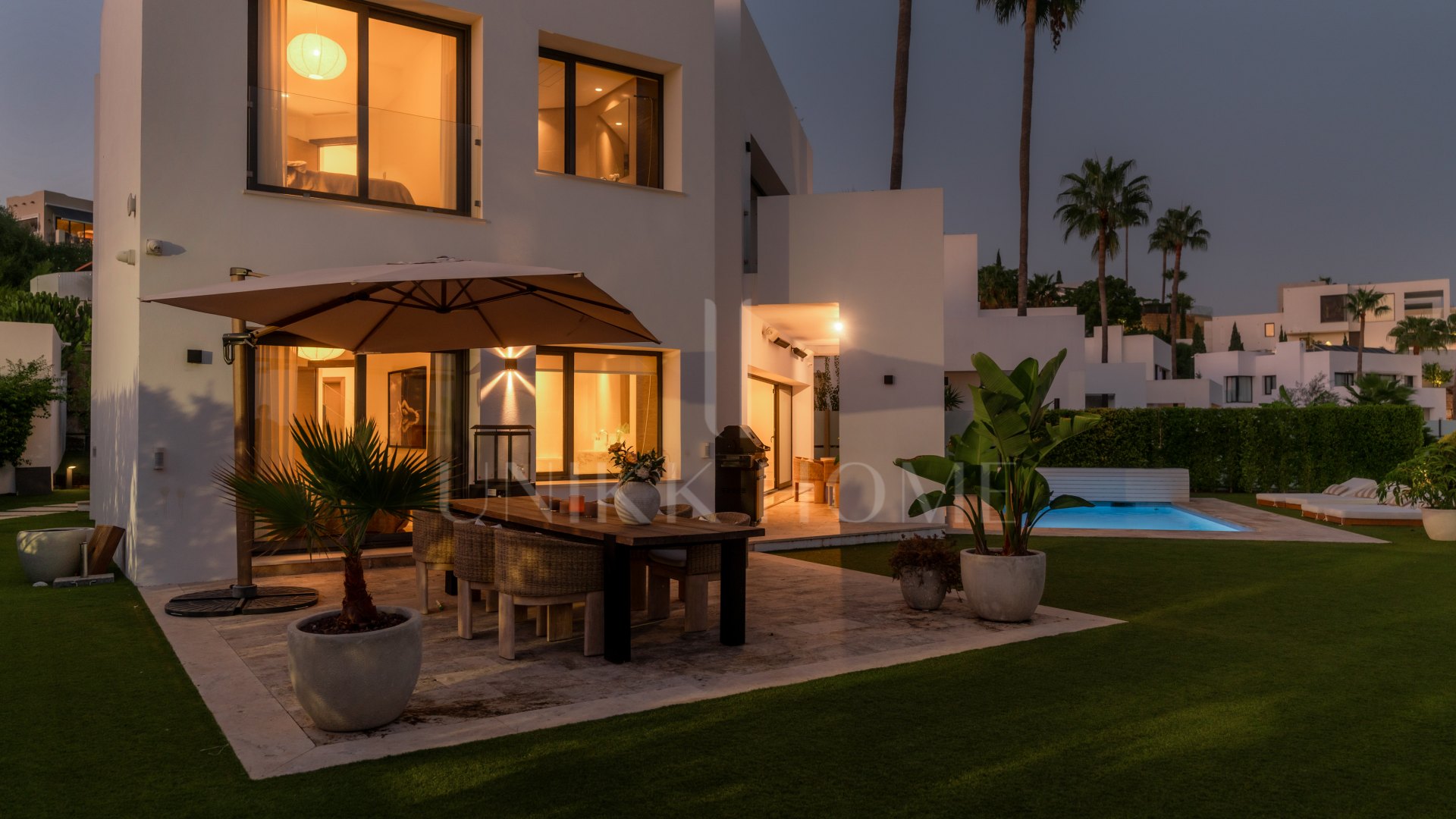 Modern Villa with Breathtaking Views