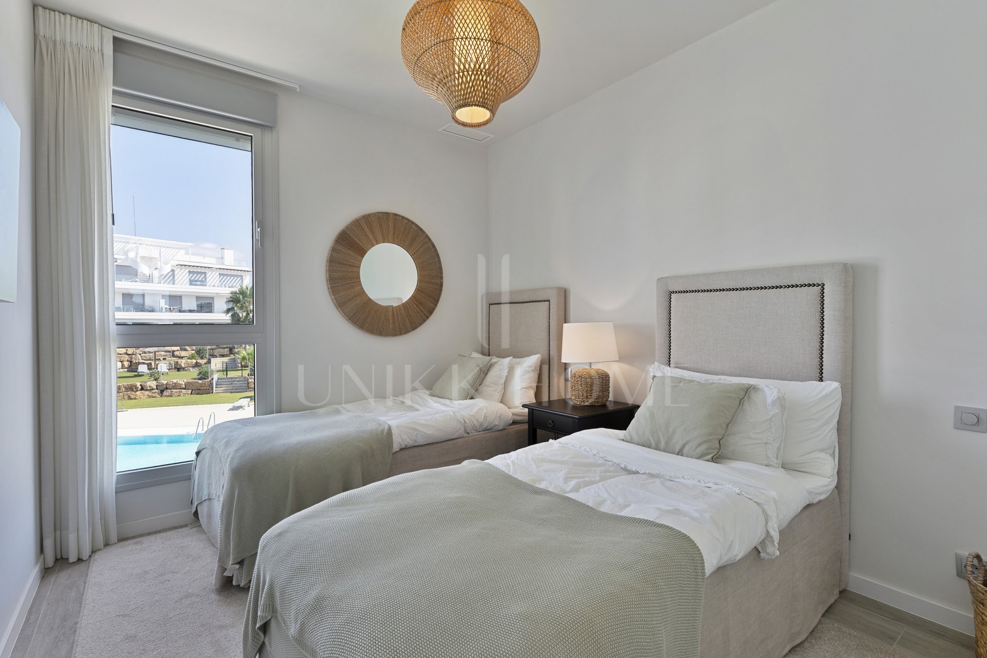 Impresionante ático dúplex de 3 dormitorios con vistas panorámicas