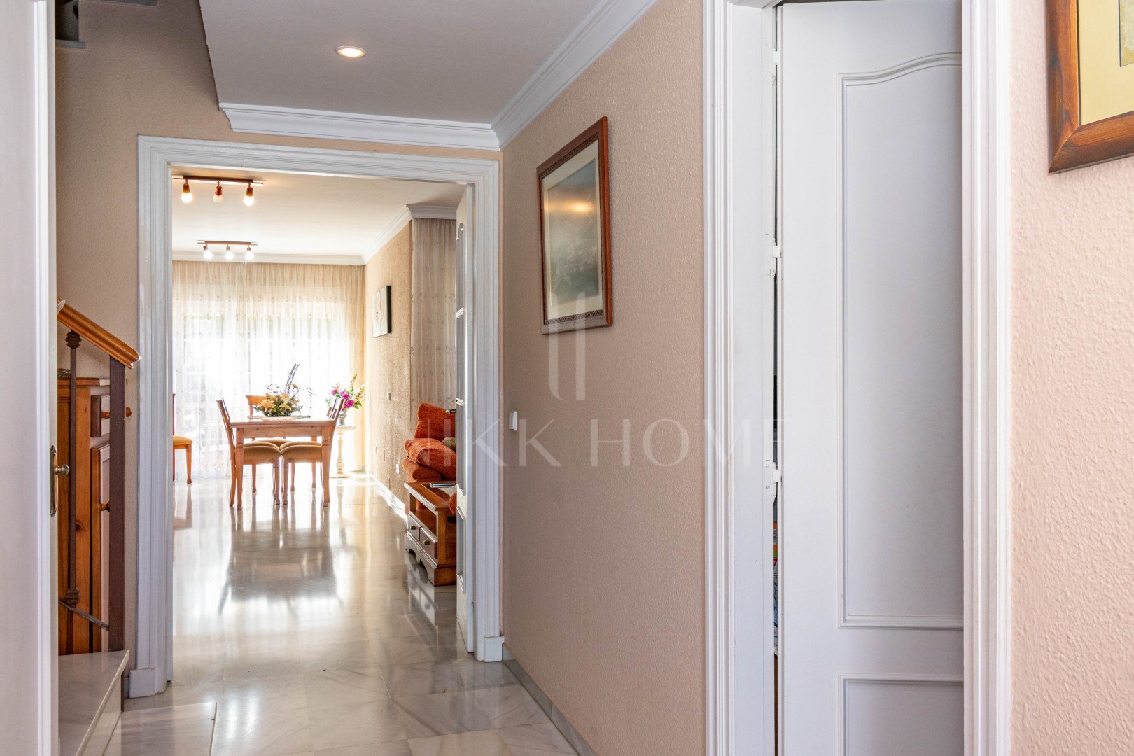 3-Bedroom Townhouse in Nueva Atalaya, Estepona, within an Established Residential Community