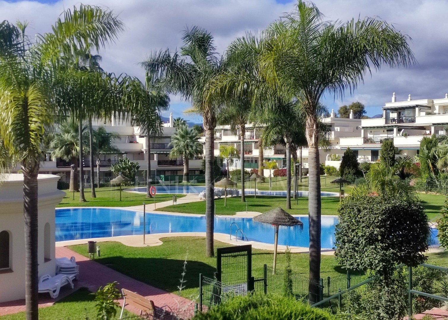 Impresionante ático en Nueva Andalucía y Puerto Banús: Ático Exclusivo en Lorcrimar