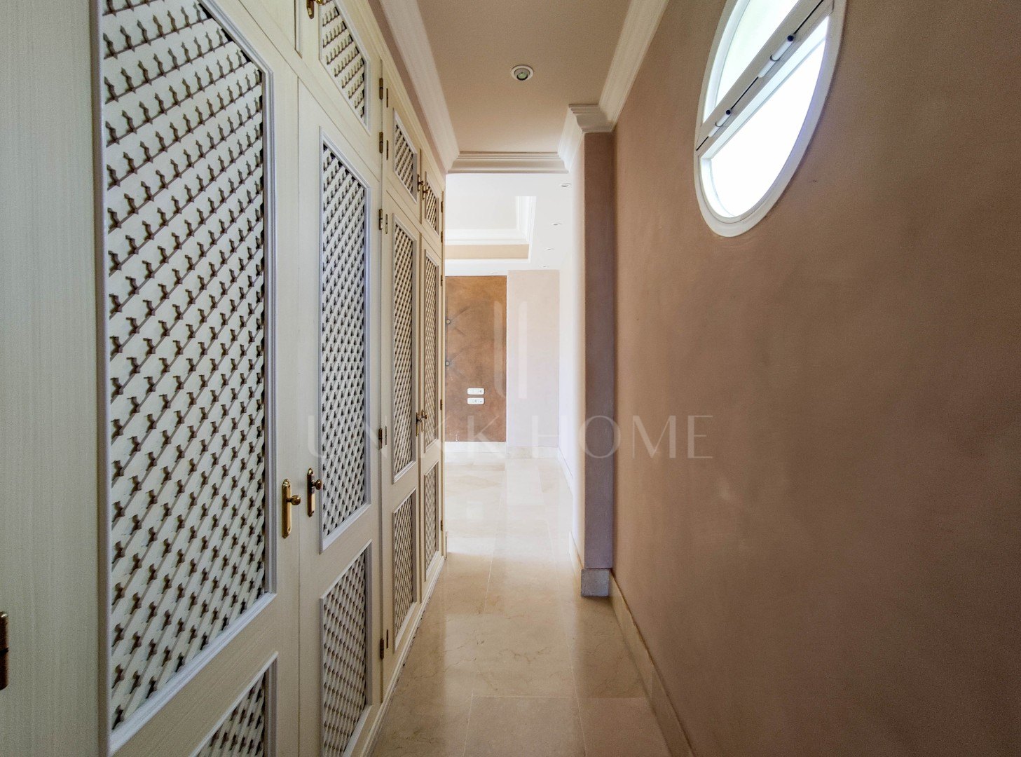 Impresionante ático en Nueva Andalucía y Puerto Banús: Ático Exclusivo en Lorcrimar