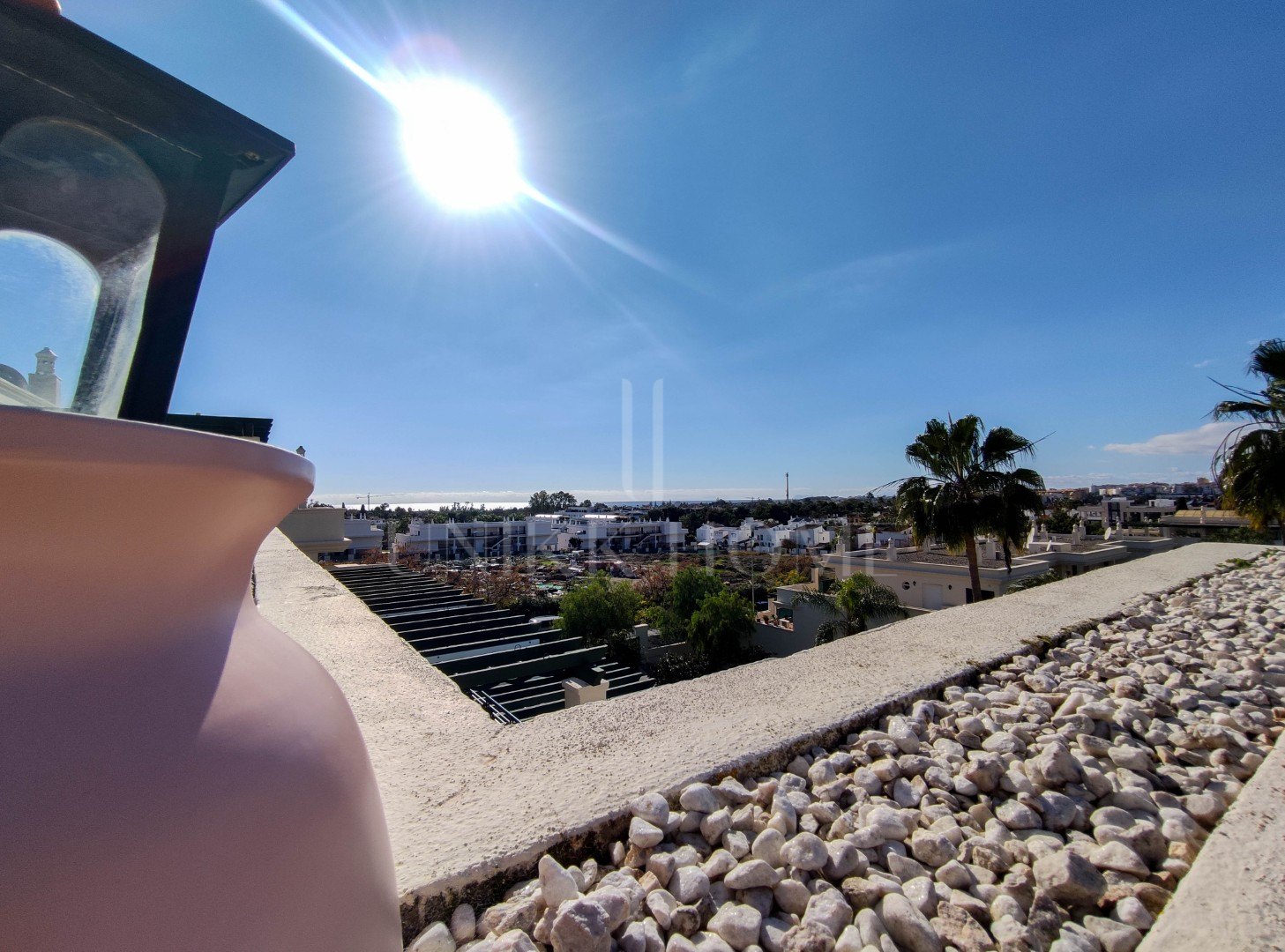 Impresionante ático en Nueva Andalucía y Puerto Banús: Ático Exclusivo en Lorcrimar