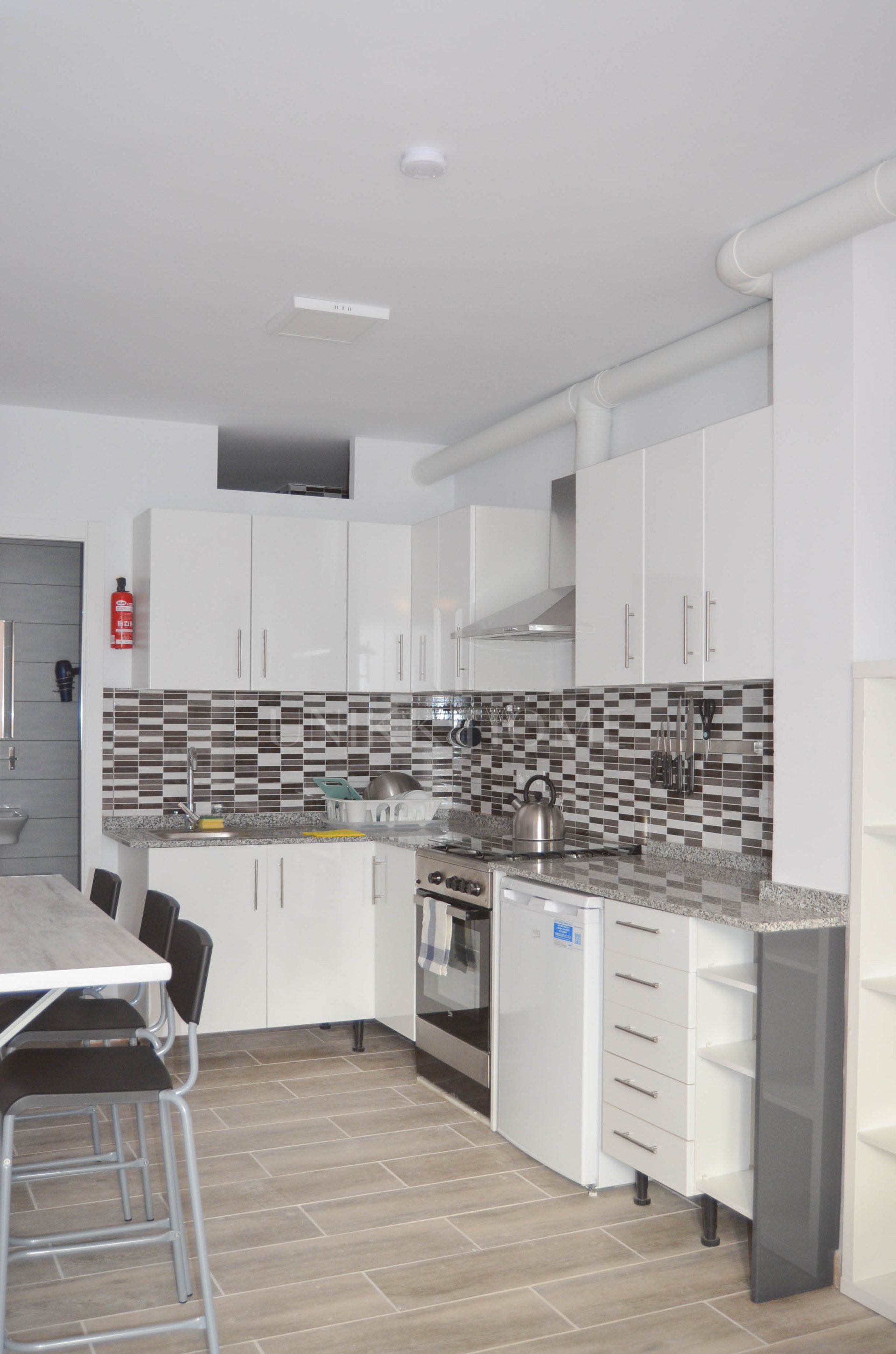 Investment Property with Three Rental Units in Central Estepona