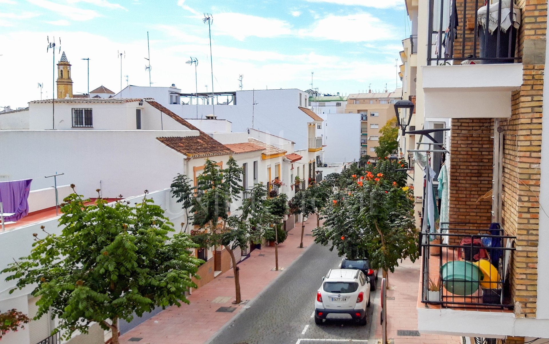 Investment Property with Three Rental Units in Central Estepona