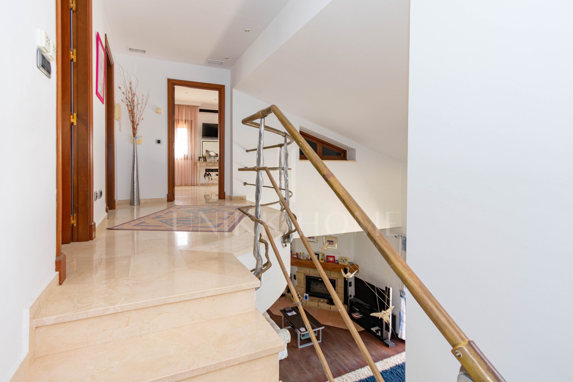 Mediterranean Villa with Sea Views in the Prestigious Seghers Residential Area, Estepona