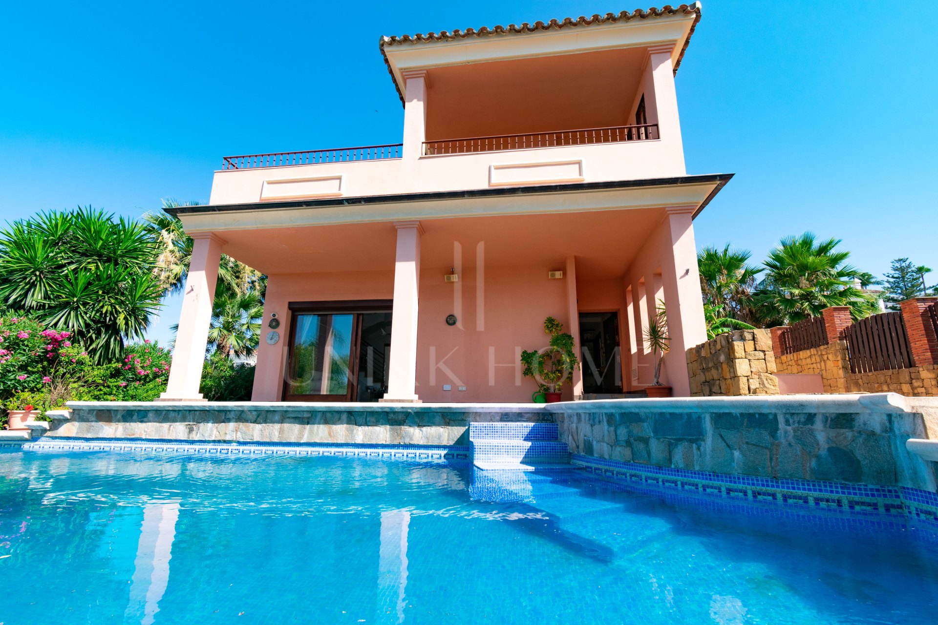 Mediterranean Villa with Sea Views in the Prestigious Seghers Residential Area, Estepona