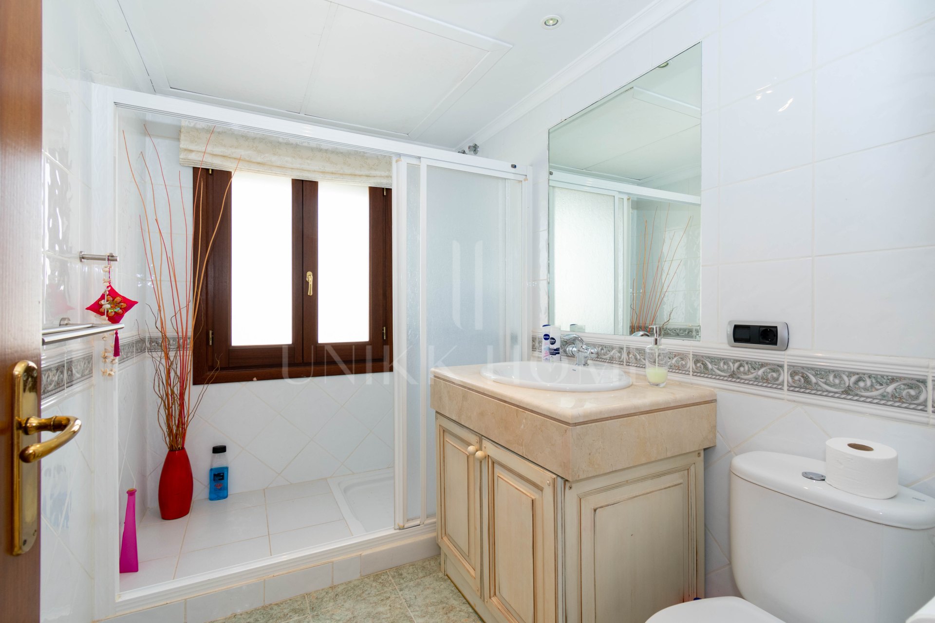 Mediterranean Villa with Sea Views in the Prestigious Seghers Residential Area, Estepona