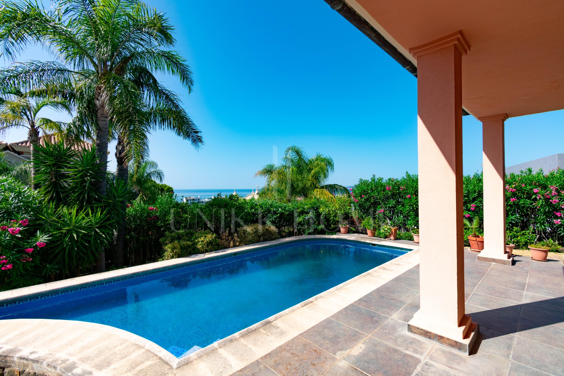 Mediterranean Villa with Sea Views in the Prestigious Seghers Residential Area, Estepona