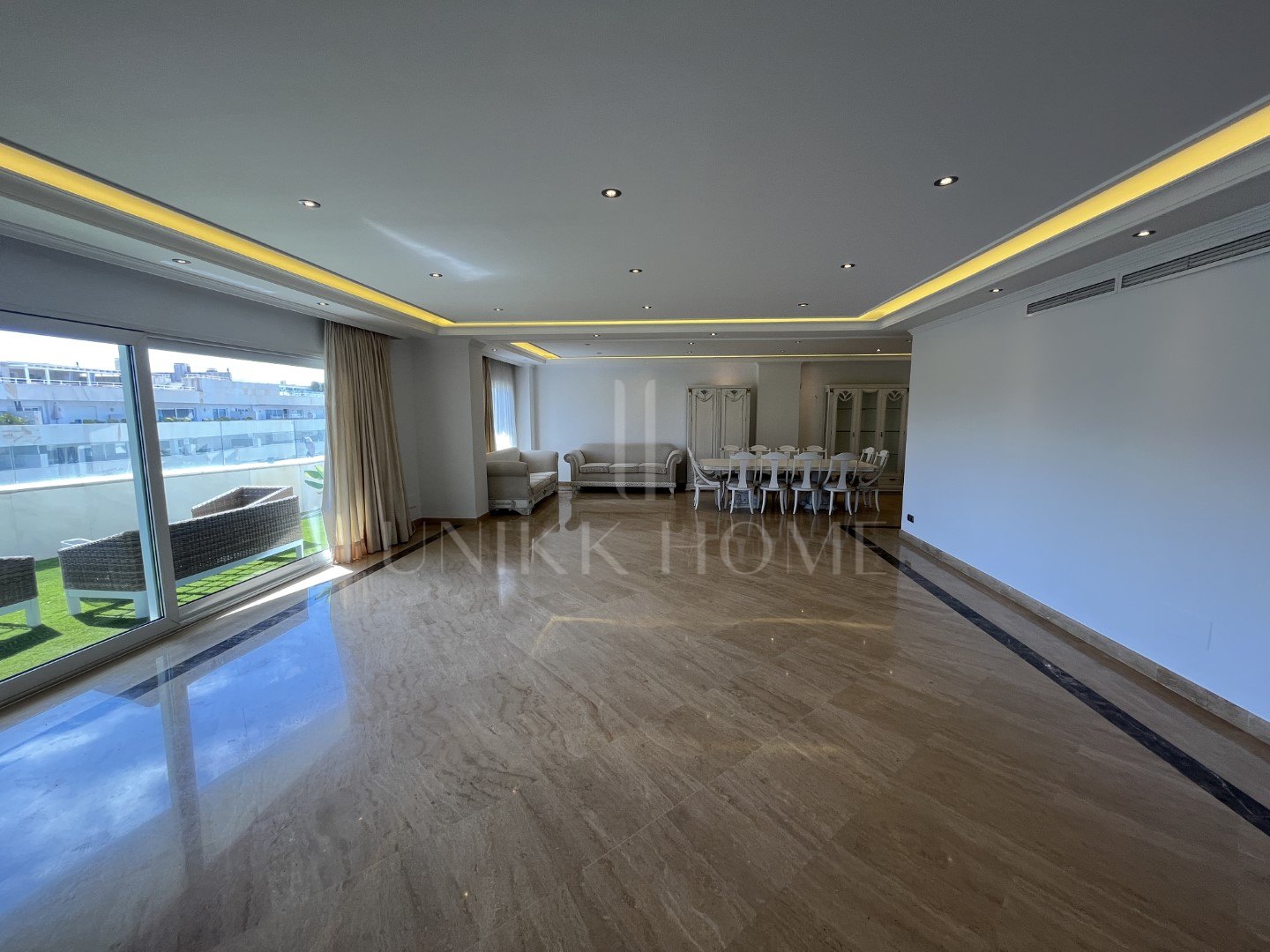 Luxury Duplex Penthouse for Sale in Embrujo Banús | Puerto Banús – Marbella