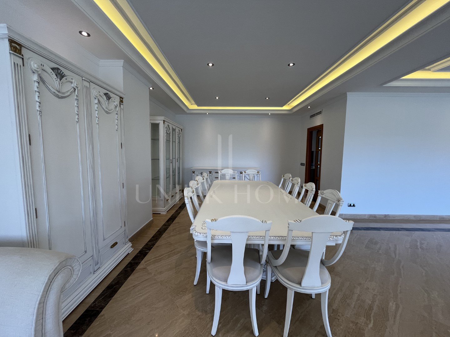 Luxury Duplex Penthouse for Sale in Embrujo Banús | Puerto Banús – Marbella