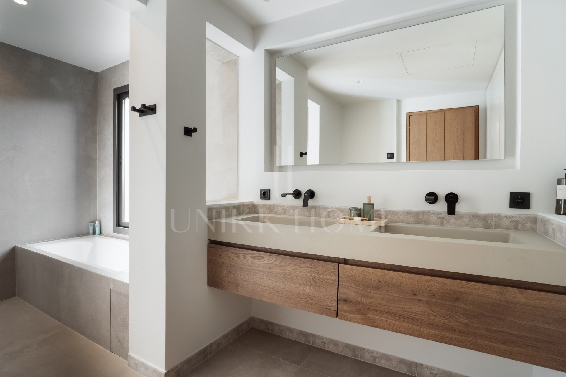 Villa en venta en Nueva Andalucia, Marbella (Todo)
